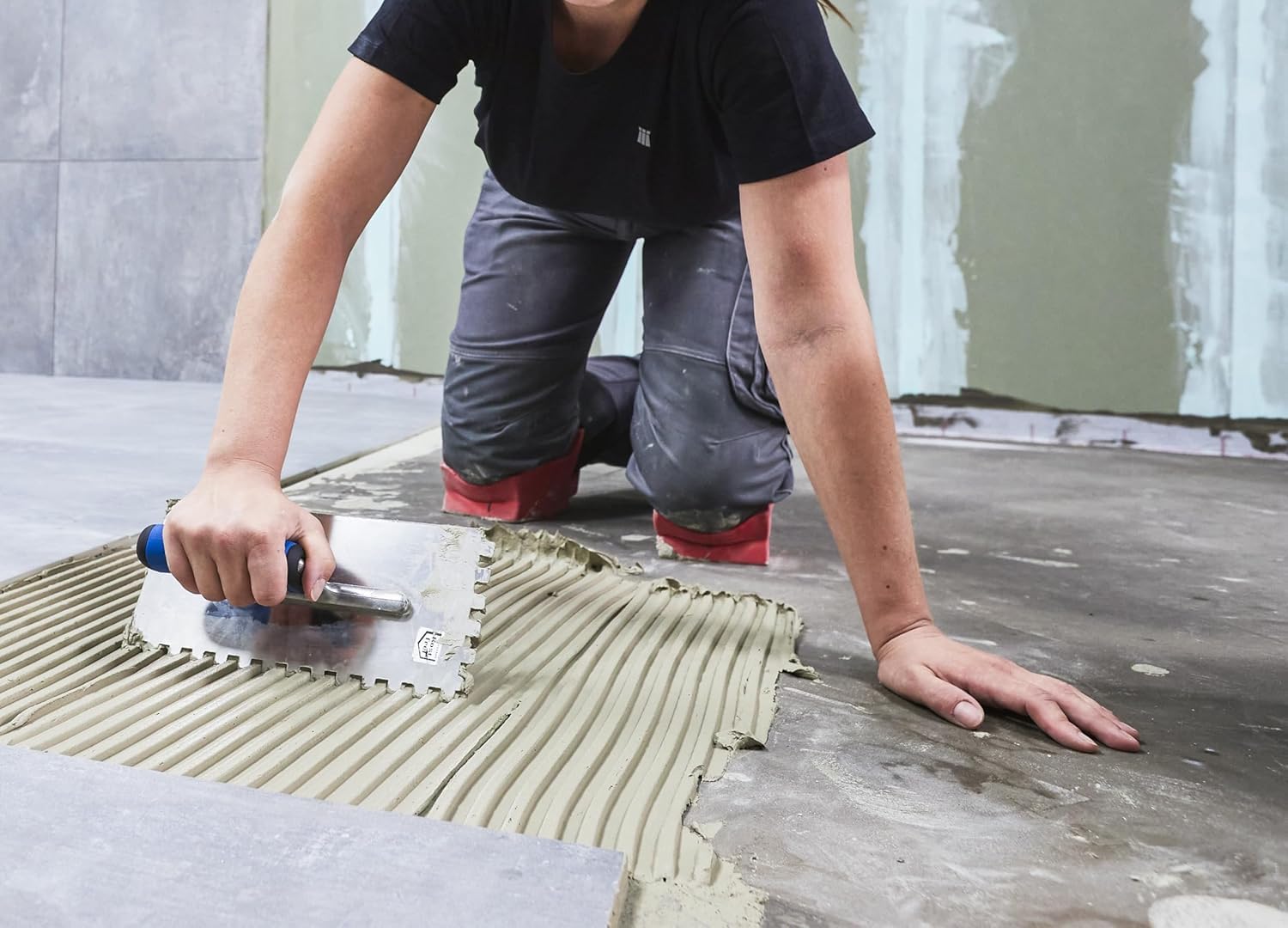 Monoflex - mineralischer & flexibler Fliesenkleber, hohe Ergiebigkeit, geeignet für beheizte & unbeheizte Untergründe, Wand, Boden, Innen- & Außenbereich – 20 kg