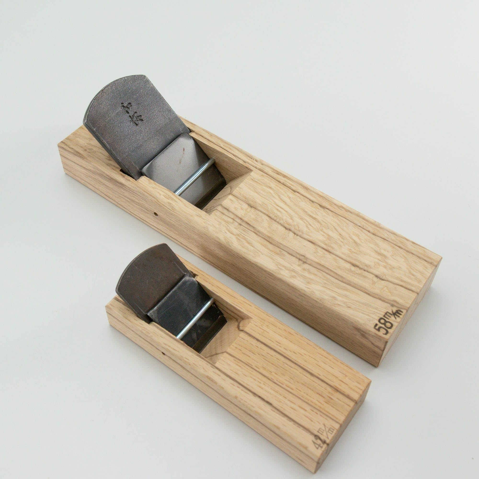 Pialla manuale giapponese Wazakura, realizzata in Giappone, pialla manuale Kanna Block per lavorazione del legno, levigatura, finitura, utensile da falegnameria (58mm)