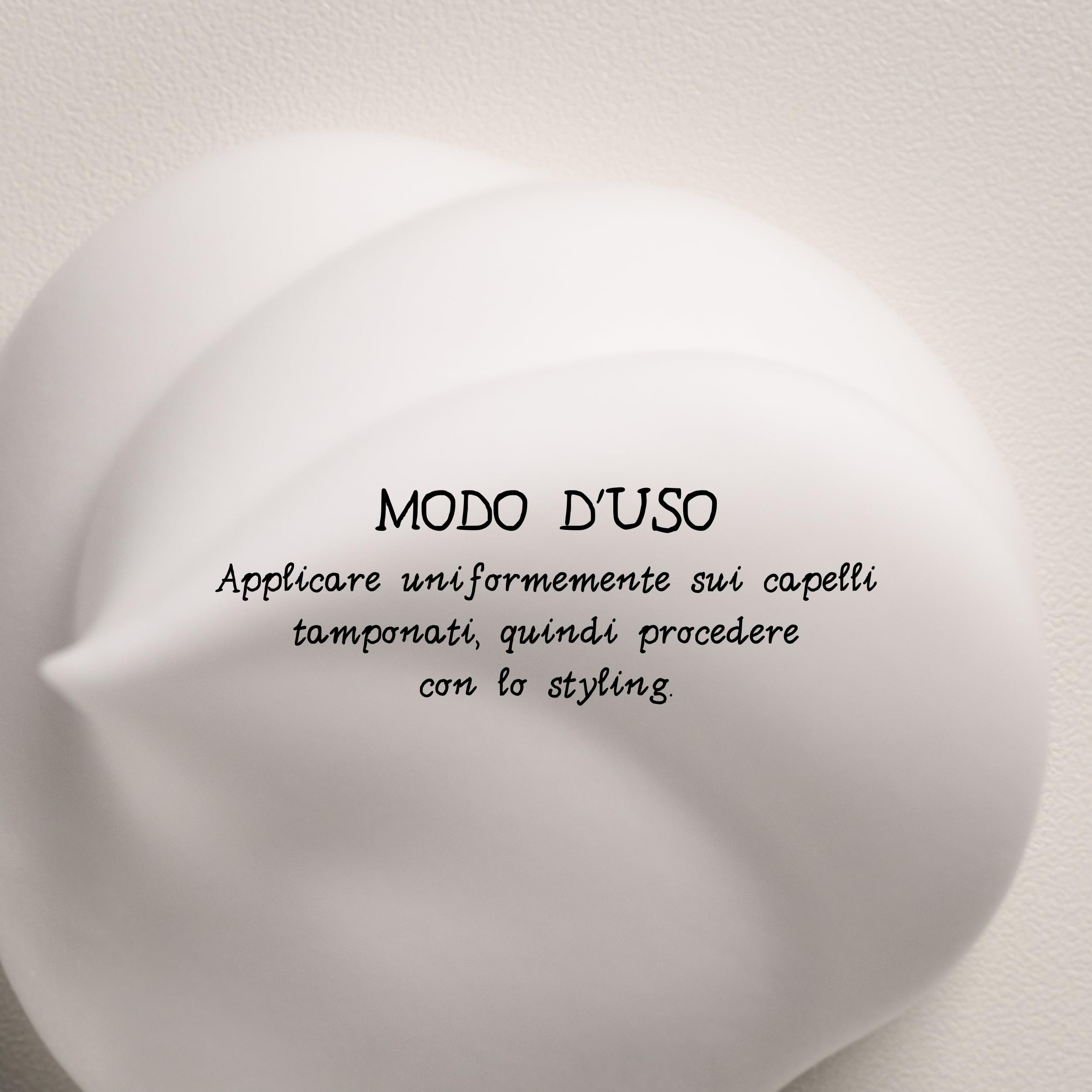 Davines MORE INSIDE Questa è una Mousse Volume - Mousse volumizzante a lunga durata - Dona un effetto corporizzante naturale - 250 ml