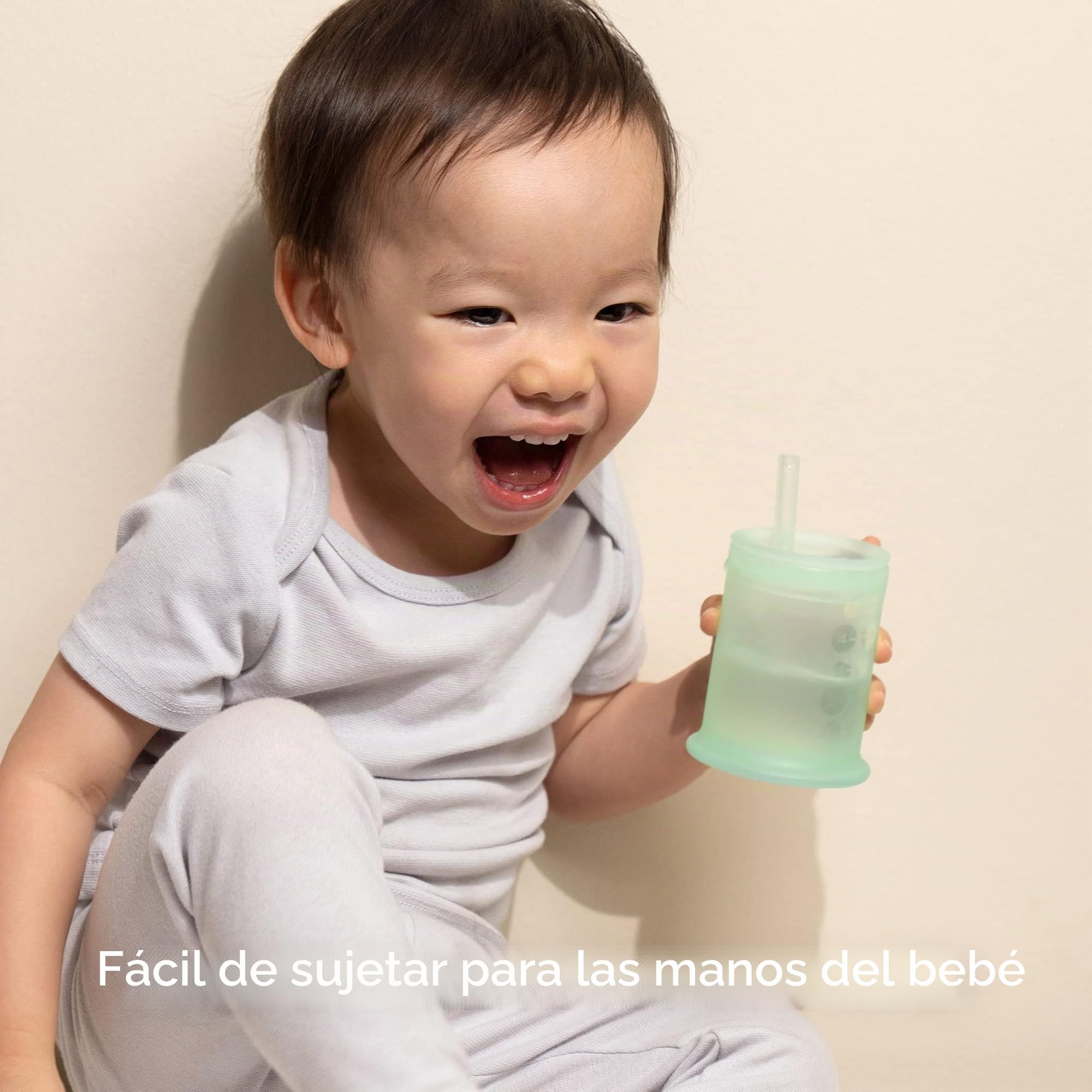 olababy Vaso de entrenamiento de silicona Clear View con tapa de pajita, entrenador de picos para niños a partir de 12 meses, vasos de agua irrompibles para niños a partir de 2 años (menta, 5 oz)