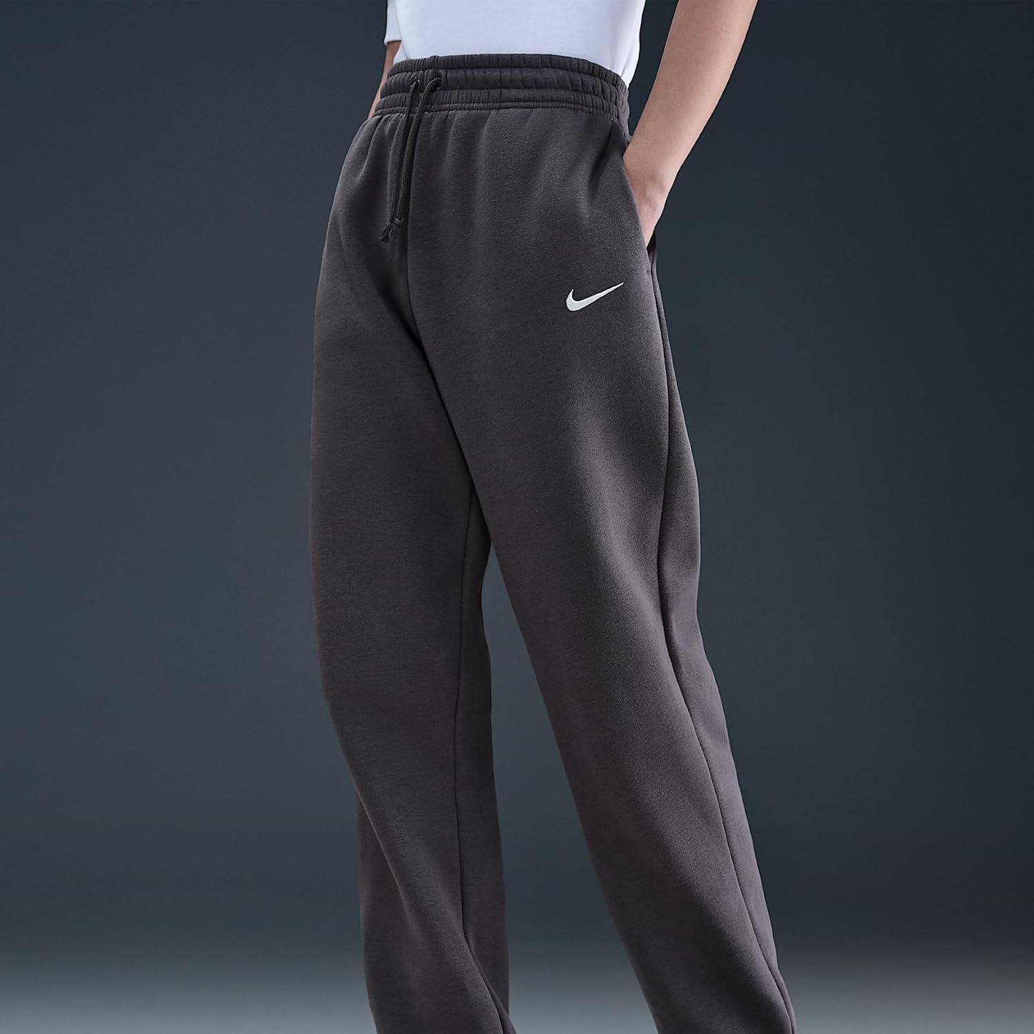 Nike Womens Sportswear Phoenix Fleece High-Waisted Oversized Sweatpants - Image 2