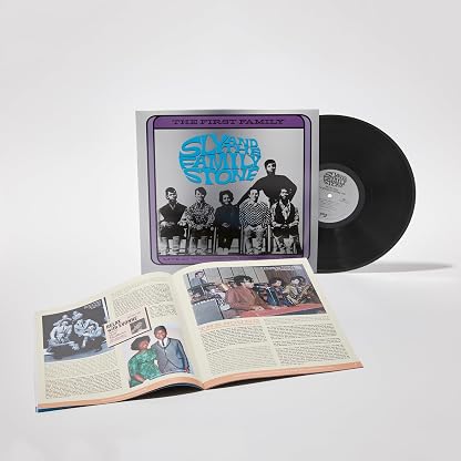 The First Family (Live At Winchester Cathedral 1967) (Edição Deluxe, Ao Vivo) por Sly & The Family Stone, capa do álbum
