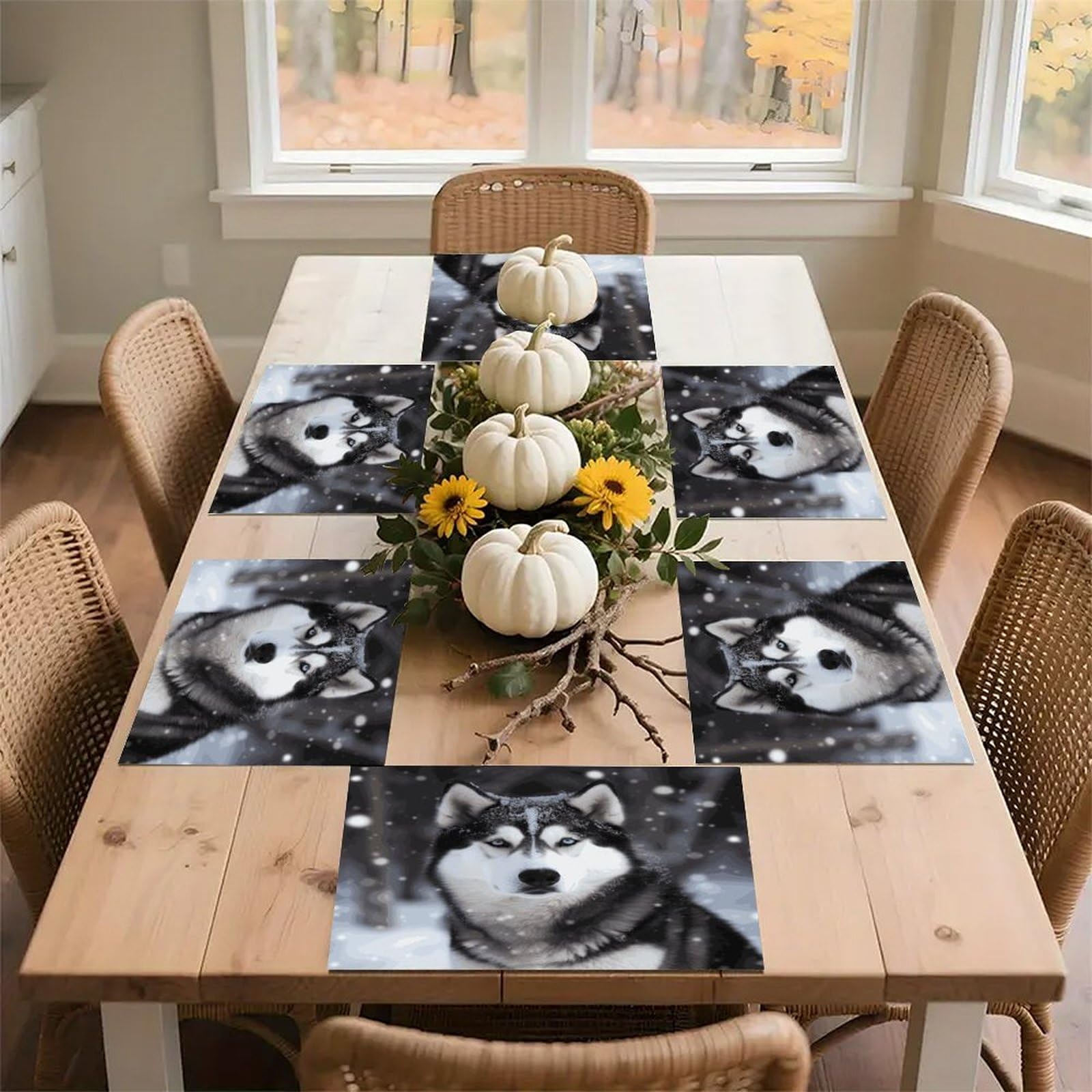 Husky in Snow Dog Placemats Heat-Resistant Washable Place Mats Anti Slip Dining Table Place Mats Wipeable Dining Table Mats Kitchen Decoration Placemats 17.7’’×11.8’’