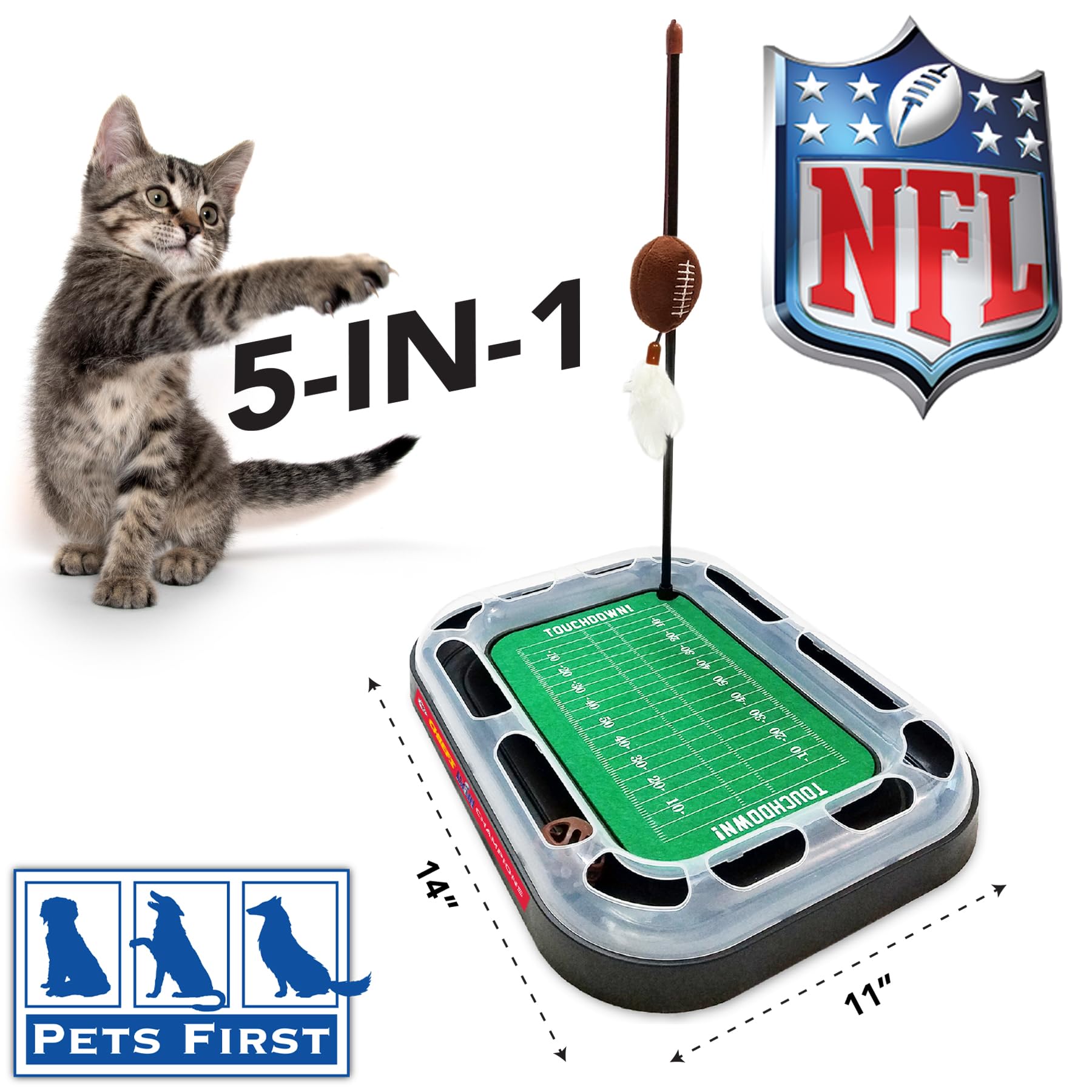 Pets First NFL Superbowl Champion Football Field Cat Scratcher Toy con relleno de hierba gatera, juguete de fútbol de peluche y colgante de plumas, con cascabel, logotipo del equipo ganador, juguete