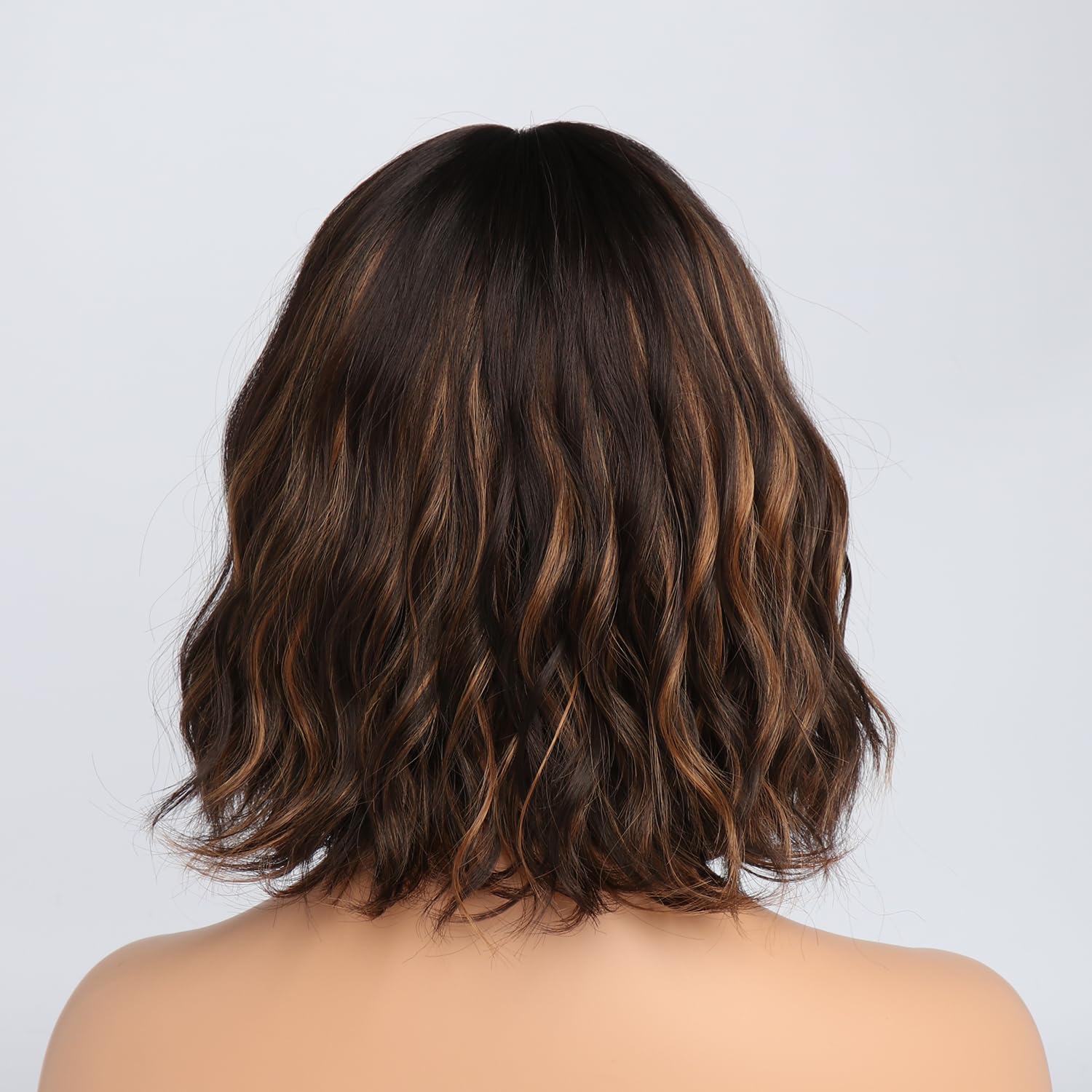 SIMKAYLEE Short Brown Bob Wigs for Women with Highlights Bangs Wavy Shoulder Length Female Brown Highlighted Wig Fringe Ladies Water Wave Synthetic Hair for Daily Cosplay Fancy Dress Wear (12 inch)
