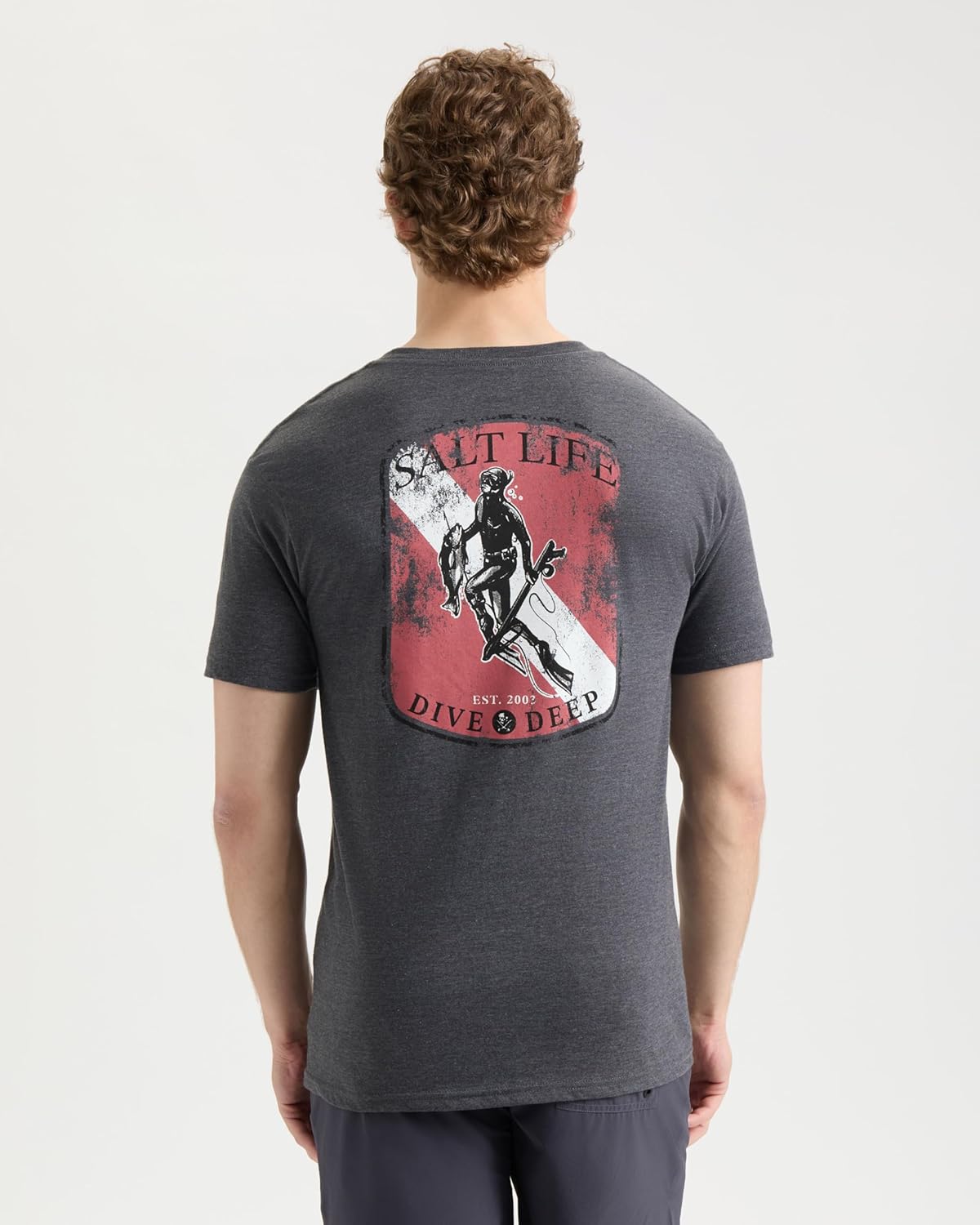 Salt Life Mens Ocean Hunt Short Sleeve Classic Fit Shirt - Image 3