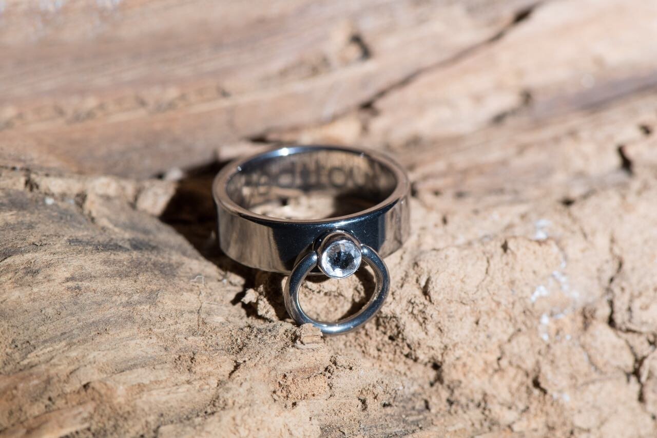 meditoys - 'Ring der O' mit Original Kristal aus Wattens CRYSTAL - 63