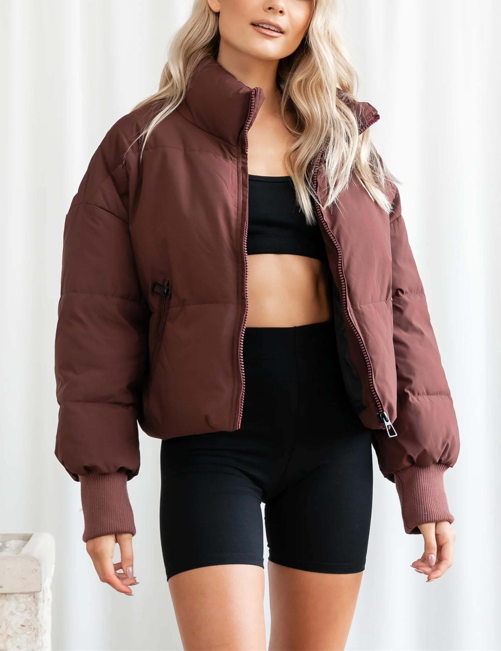 Lianlive Womens Cropped Puffer Jacket Oversized Black Short Puffy Winter Coat