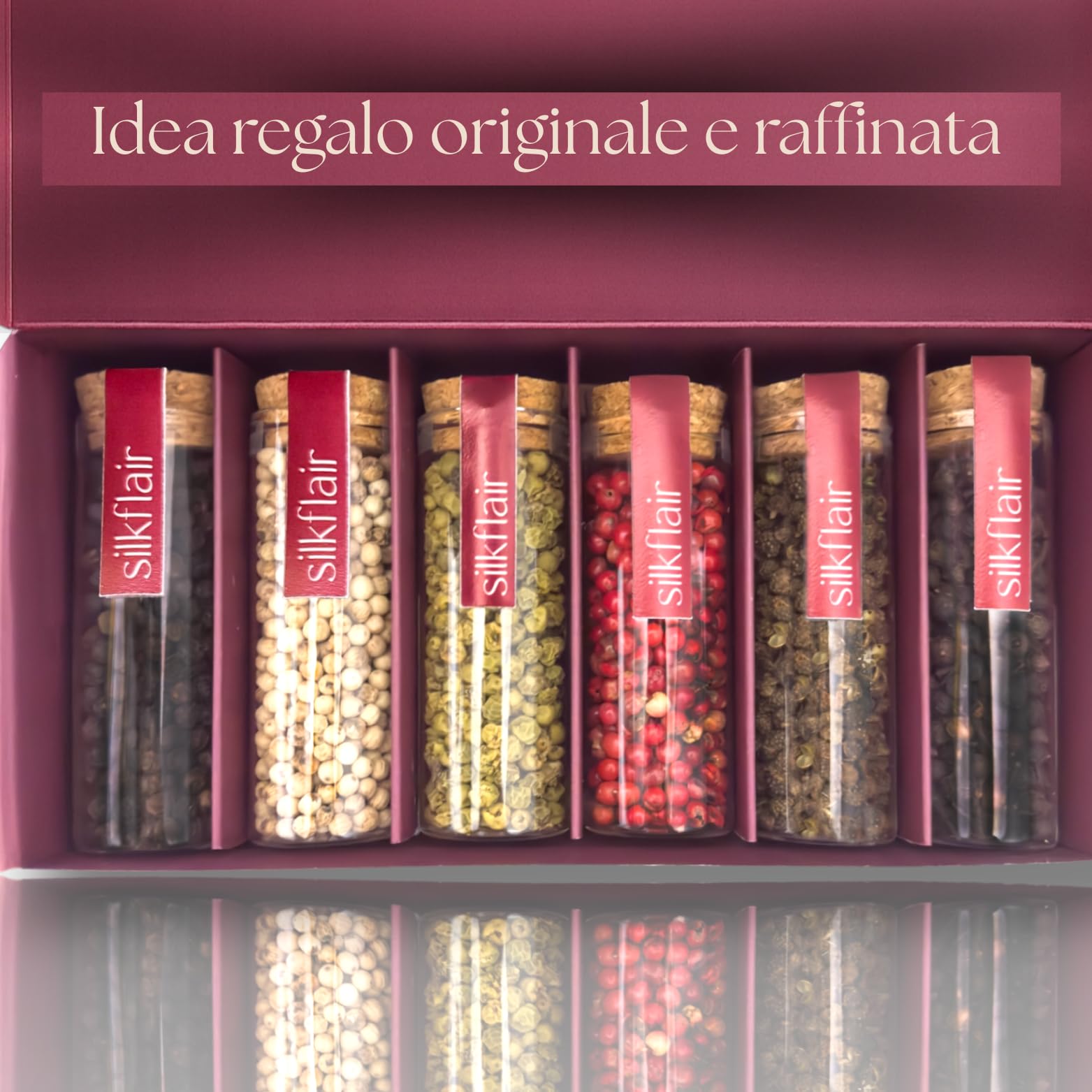 Set regalo 6 pepi rari dal mondo – Silkflair 45°N “Il regno dei pepi” | Box gourmet regalo con selezione di pepi pregiati | 6 schede, 1 pieghevole + card sorpresa
