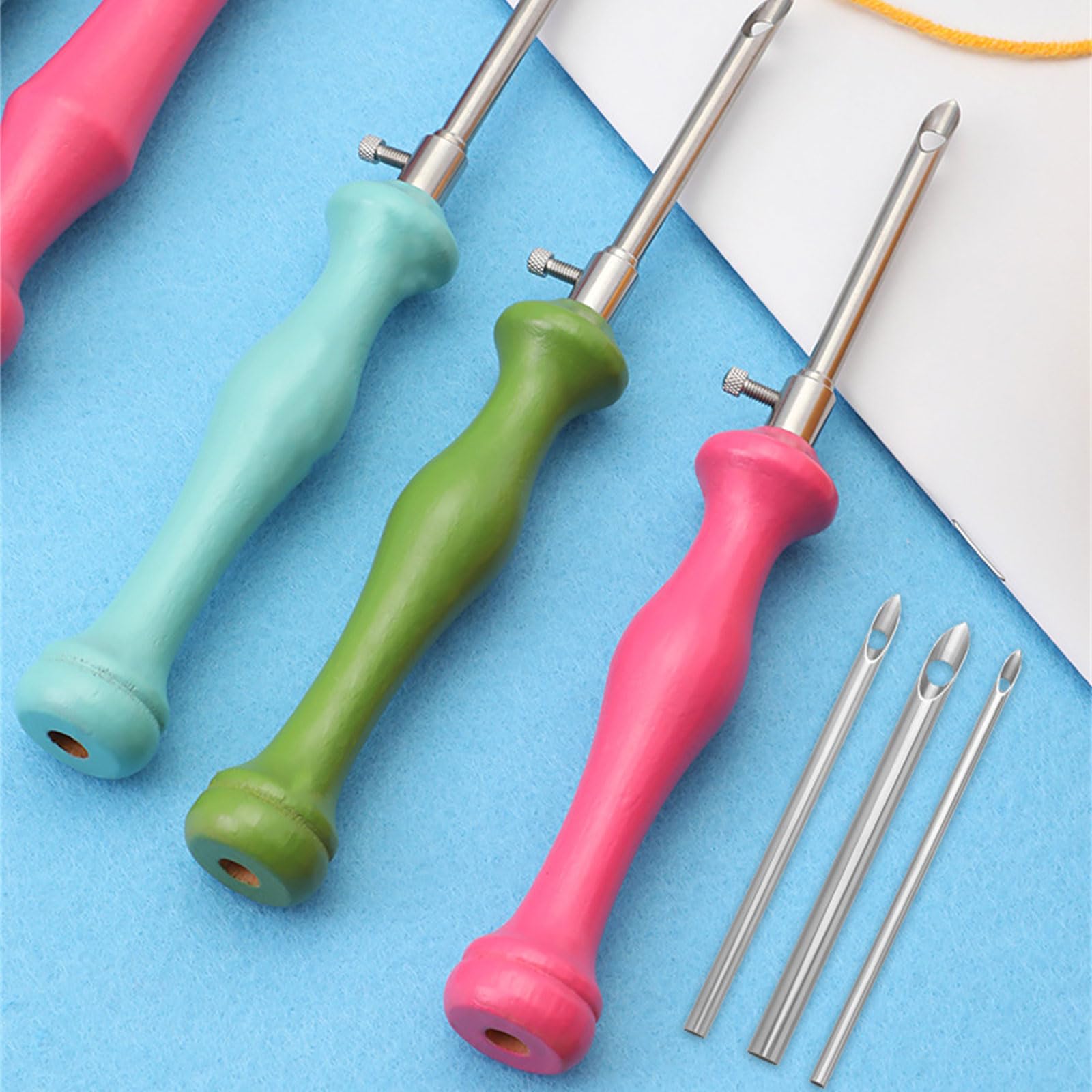 3 têtes d'aiguilles à poinçonner, 1 enfileur, Manche en Bois, Stylo à Broder