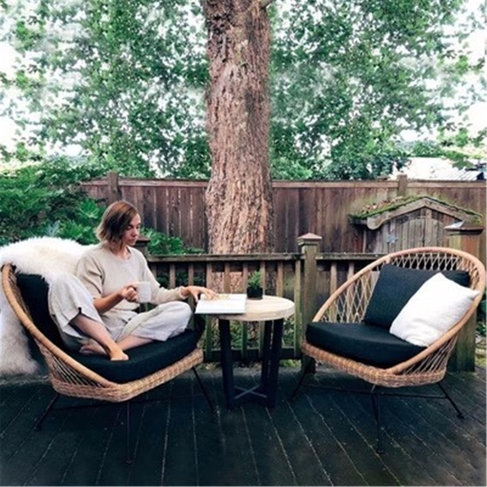 Set da bistrot da patio da 3 pezzi, set di mobili da balcone per conversazione all'aperto, con tavolo in legno massello e sedie imbottite, per giardino, cortile, giardino