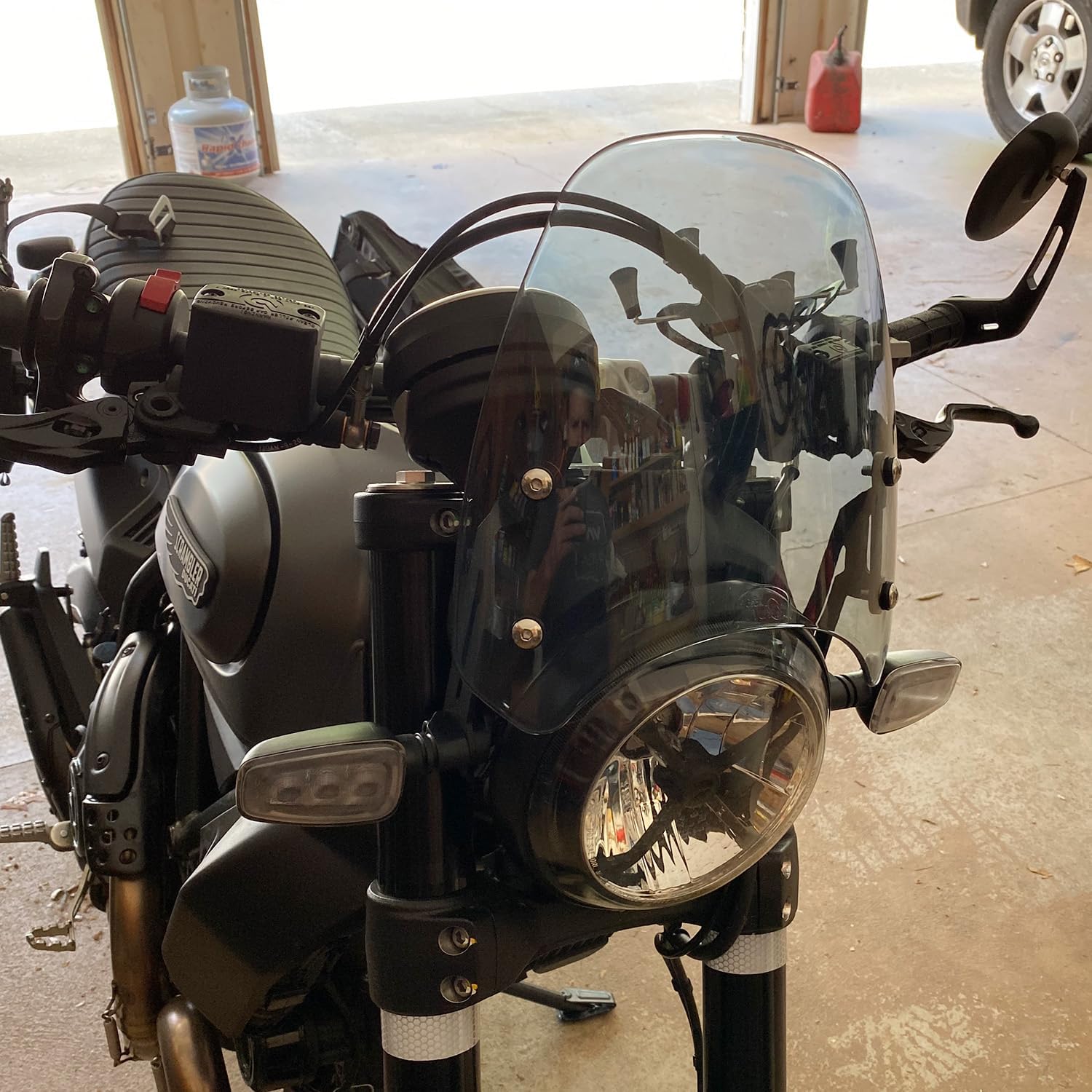 Motorcycle Windshield for D-ucati Scrambler 2016 2017 2018 2019 2020 Windscreen Front Wind Shield Deflector with Mounting Bracket