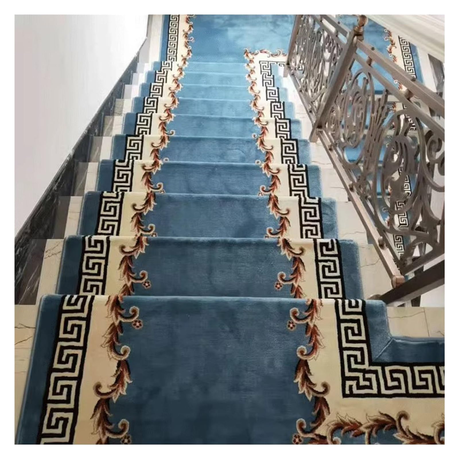 Alfombras antideslizantes para escaleras de madera que evitan caídas en interiores