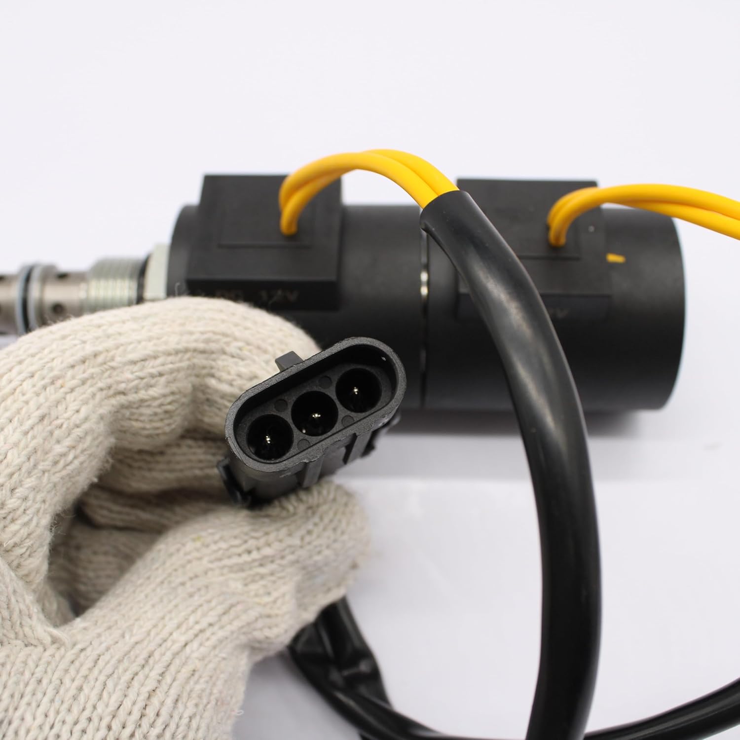 Reverser Solenoid 12V AT163468,AT163475,AT1634AS22 Fits For JD 300D 310D 315D at1634as22，at163468，at163475 Backhoe Loader