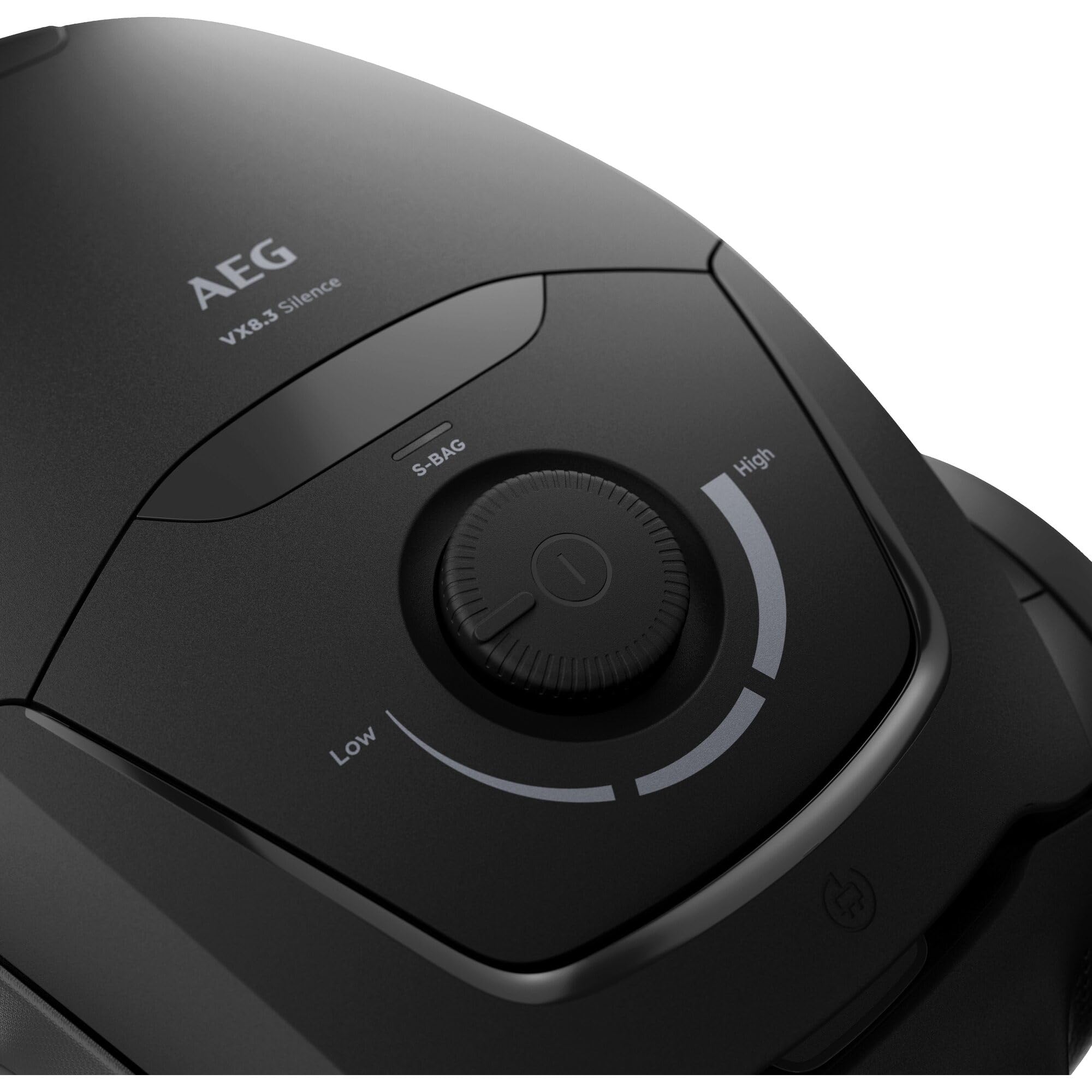AEG Staubsauger mit Beutel, besonders leise 64 dB, kraftvolle 750 W, ergonomischer Handgriff, 12 m Aktionsradius, HEPA Allergy Plus Filter, AllFloor Düse für Hart- und Teppichböden, Schwarz, VX83‑2EBR | 750 W, 3,5 l, Geräuschpegel 64 dB(A), Staubsauger mi