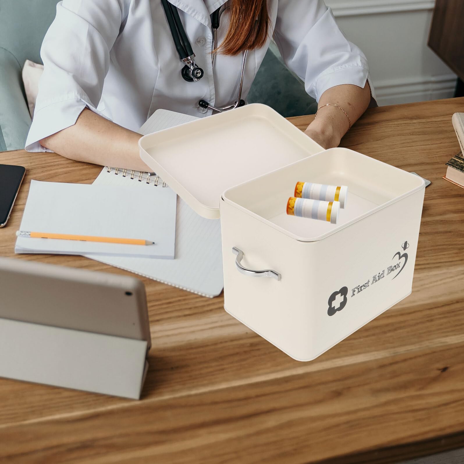 TEHAUX Caja Pequeña de Medicamentos Multicapa para Uso Familiar y Viajes, Botiquín Portátil de Acero Inoxidable, Organizador Médico Compacto para Almacenamiento Seguro de Medicinas