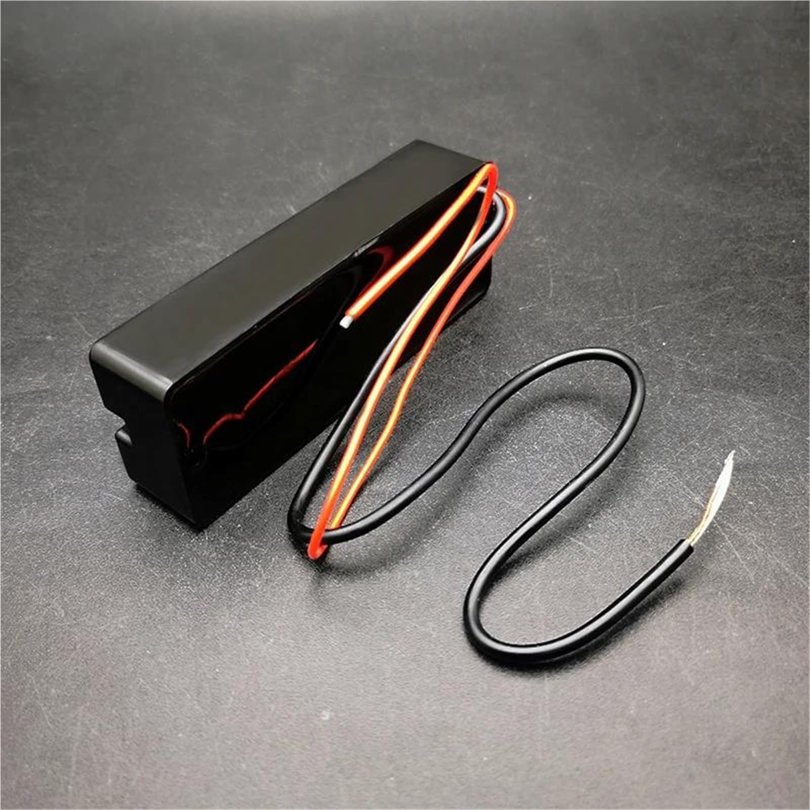 Przetworniki do gitary elektrycznej 1 Zestaw Aktywny Przetwornik Basowy 5-strunowy Przetwornik Basowy Podwójna Cewka Przetwornik Humbucker Magnes Ceramiczny Aktywny Przetwornik Części Do Gitary