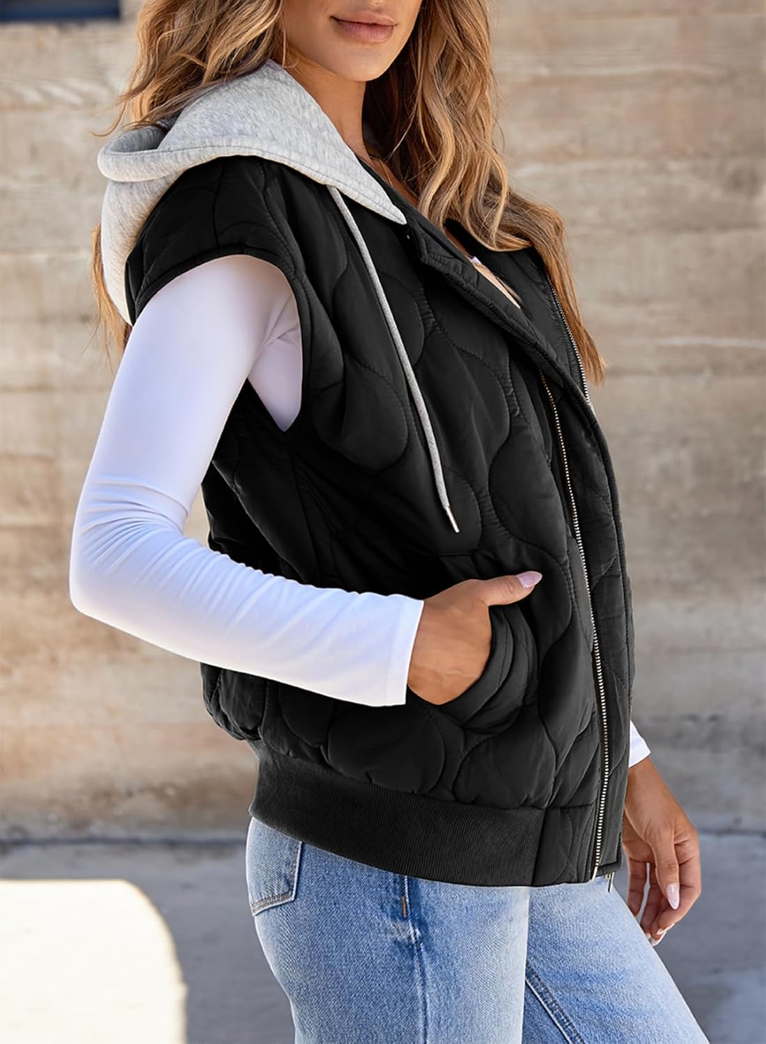 EVALESS Puffer Vest Women Cropped Hooded Zip Up Quilted Sleeveless Jackets 2025 Fall Lightweight Coat with Pockets - Image 3