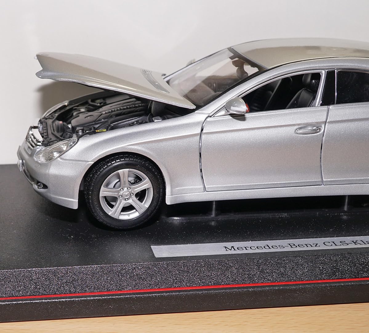 マイスト メルセデスベンツCLS-Class Review of Mercedes Benz