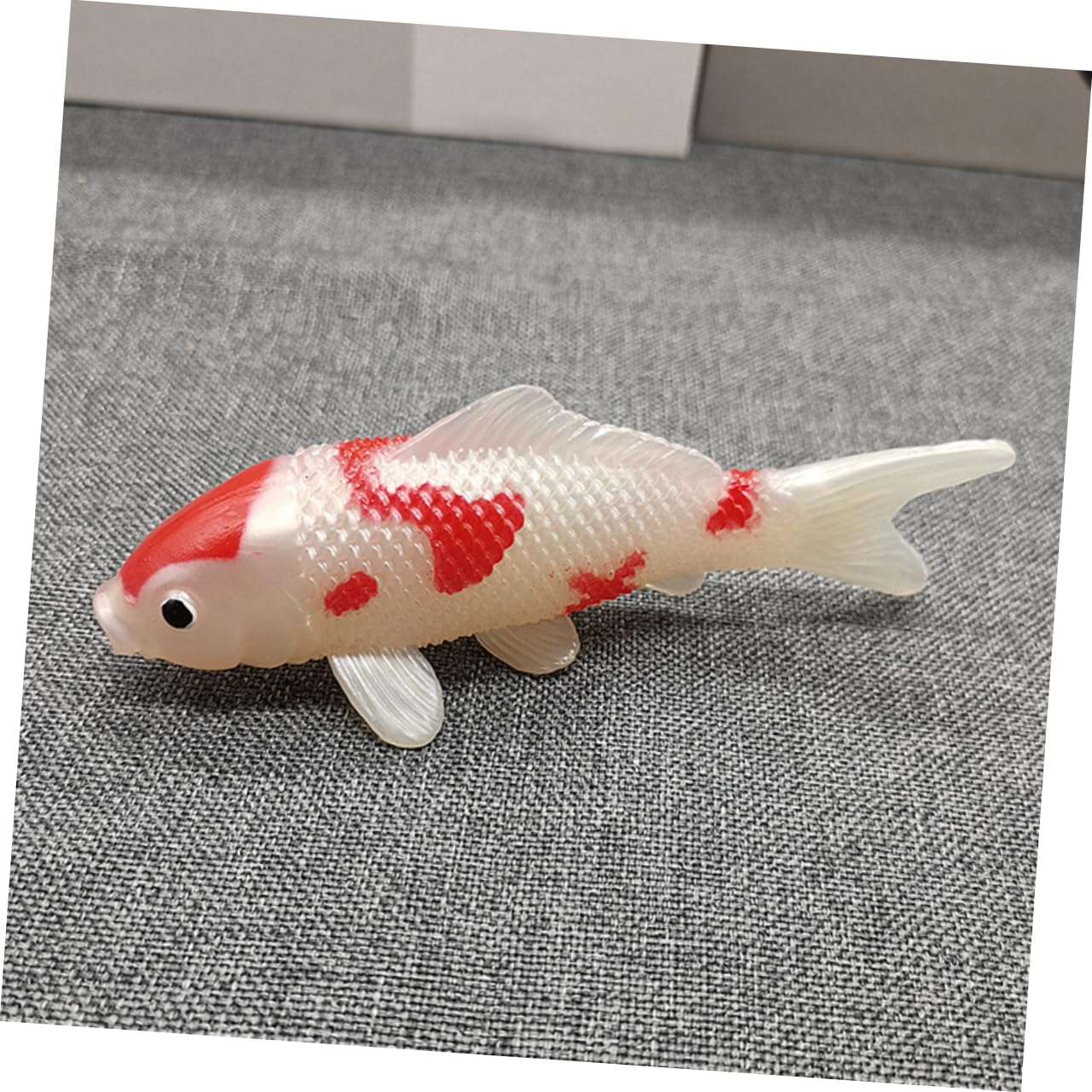 Amazon.co.jp: TENDYCOCO 8個仿真锦鲤模型 道具装飾 写真撮影用