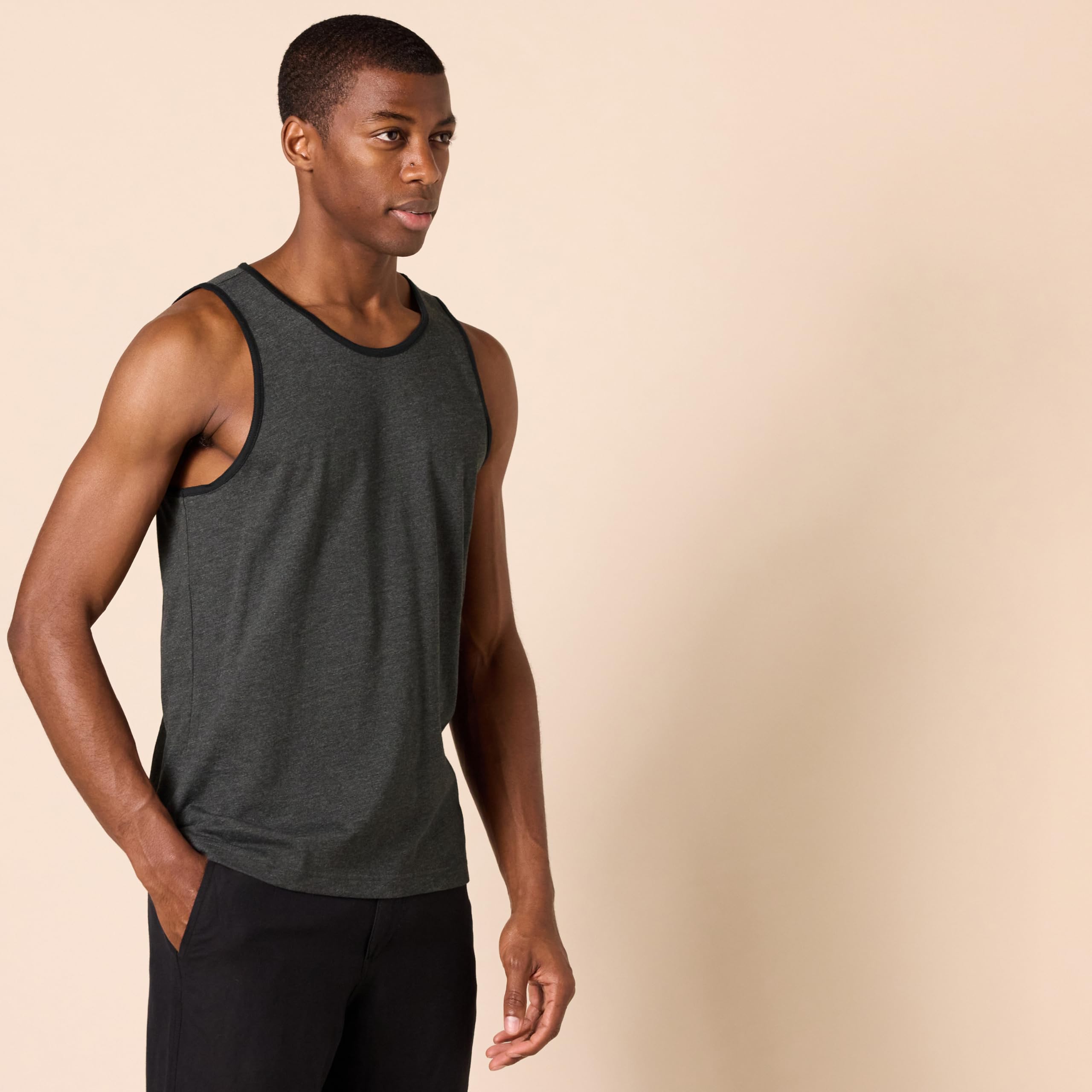 Amazon Essentials Hombre Camiseta de Tirantes de Ajuste Normal