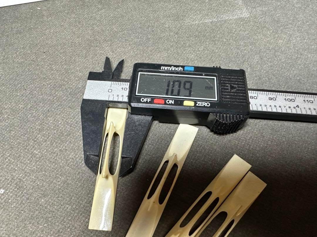 三味線 駒 天然素材 和楽器 民謡 細密細工 三味線 駒 2本 天然素材 和