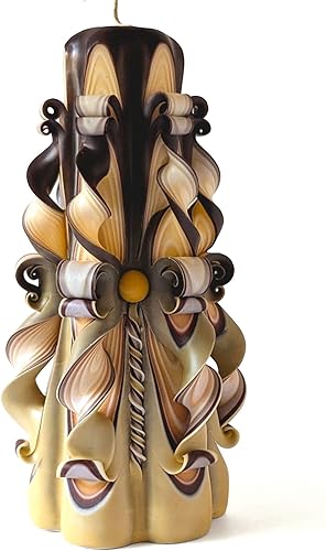 Vela de pilar tallada a mano marrón beige de 8.27 pulgadas Vela decorativa hecha a mano para mesa de café, chimenea o sala de estar Regalo