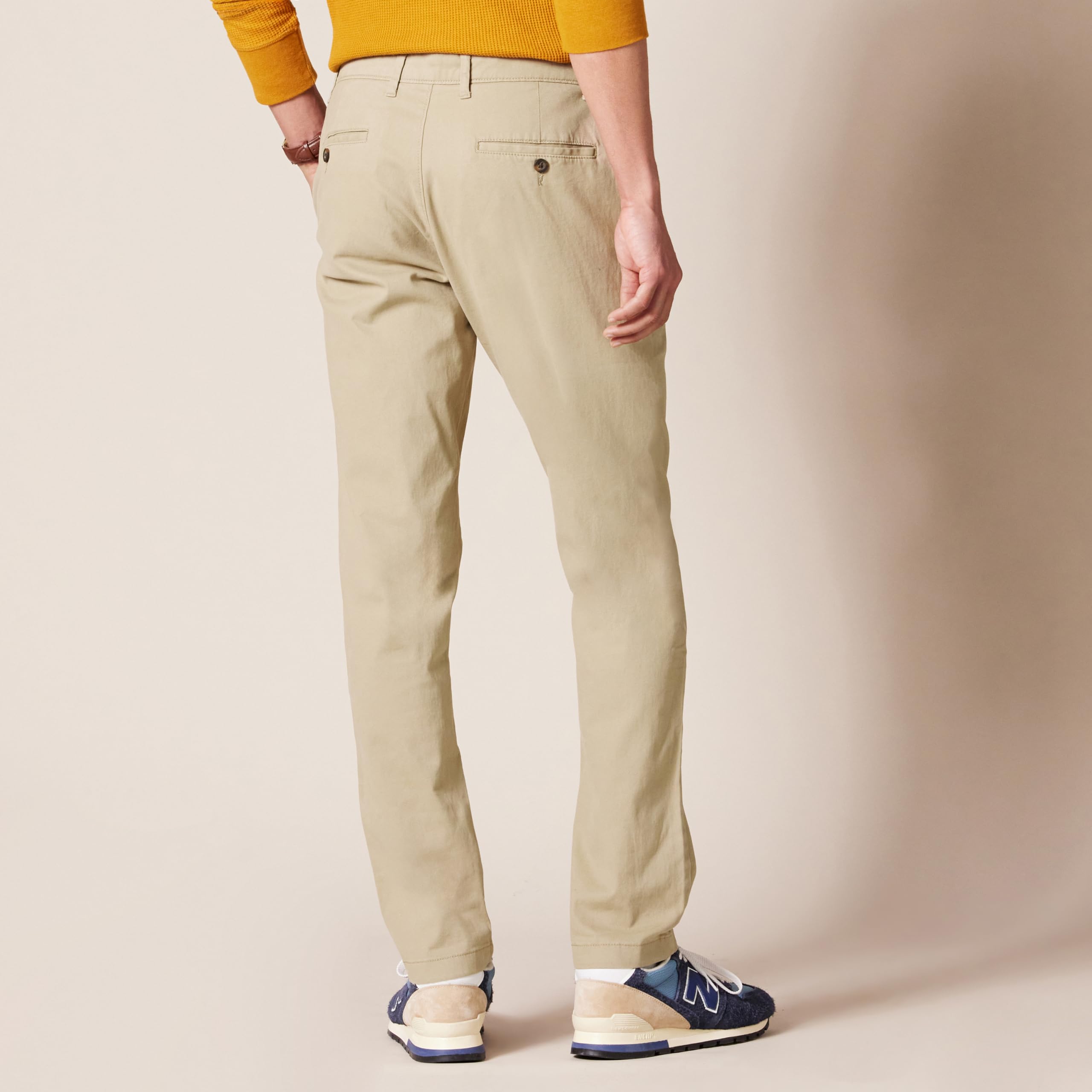 Amazon Essentials Skinny-Fit Casual Stretch Chino Trouser Uomo
