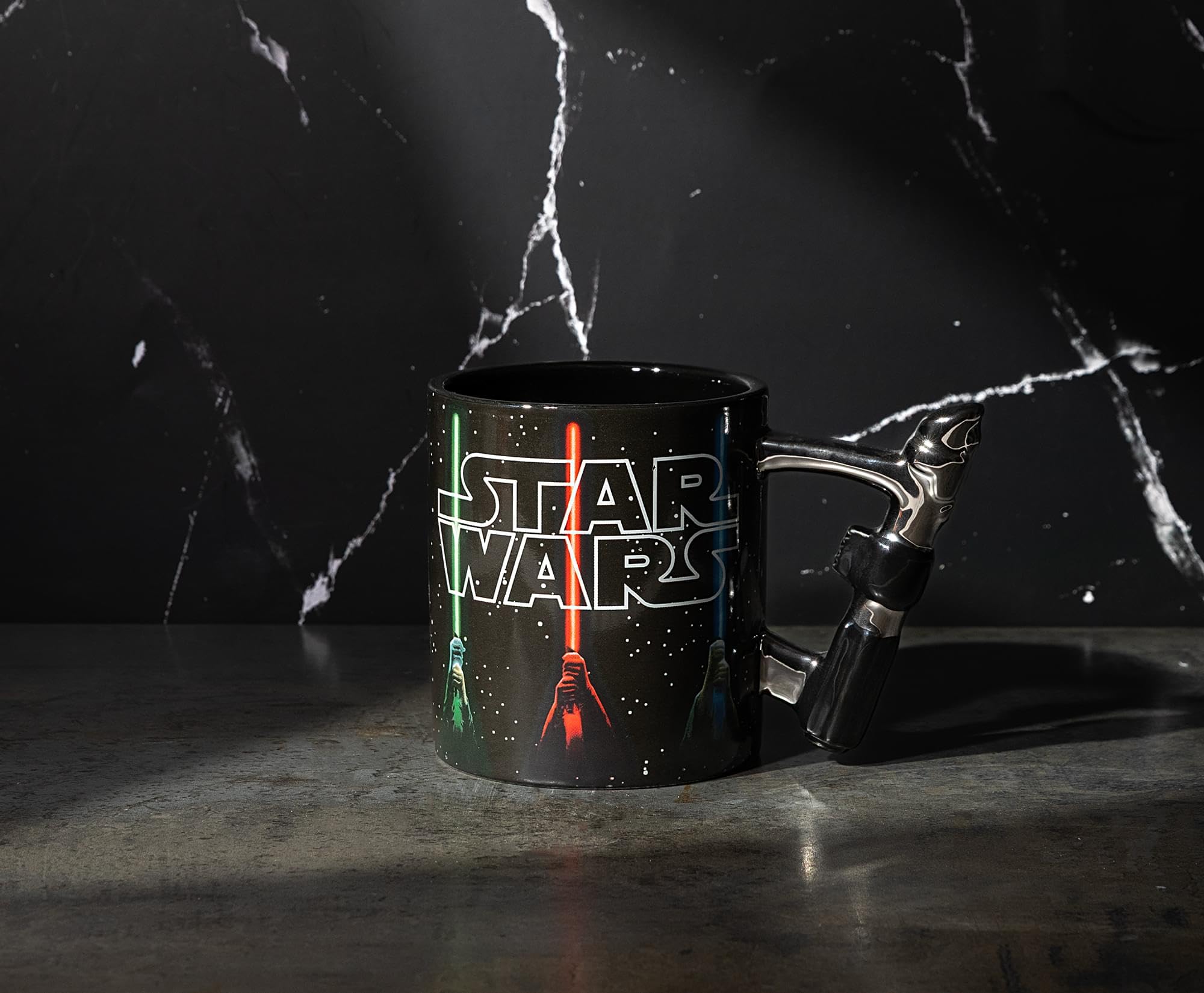 Amazon.com | Silver Buffalo Star Wars Logo with Lightsaber 20oz
