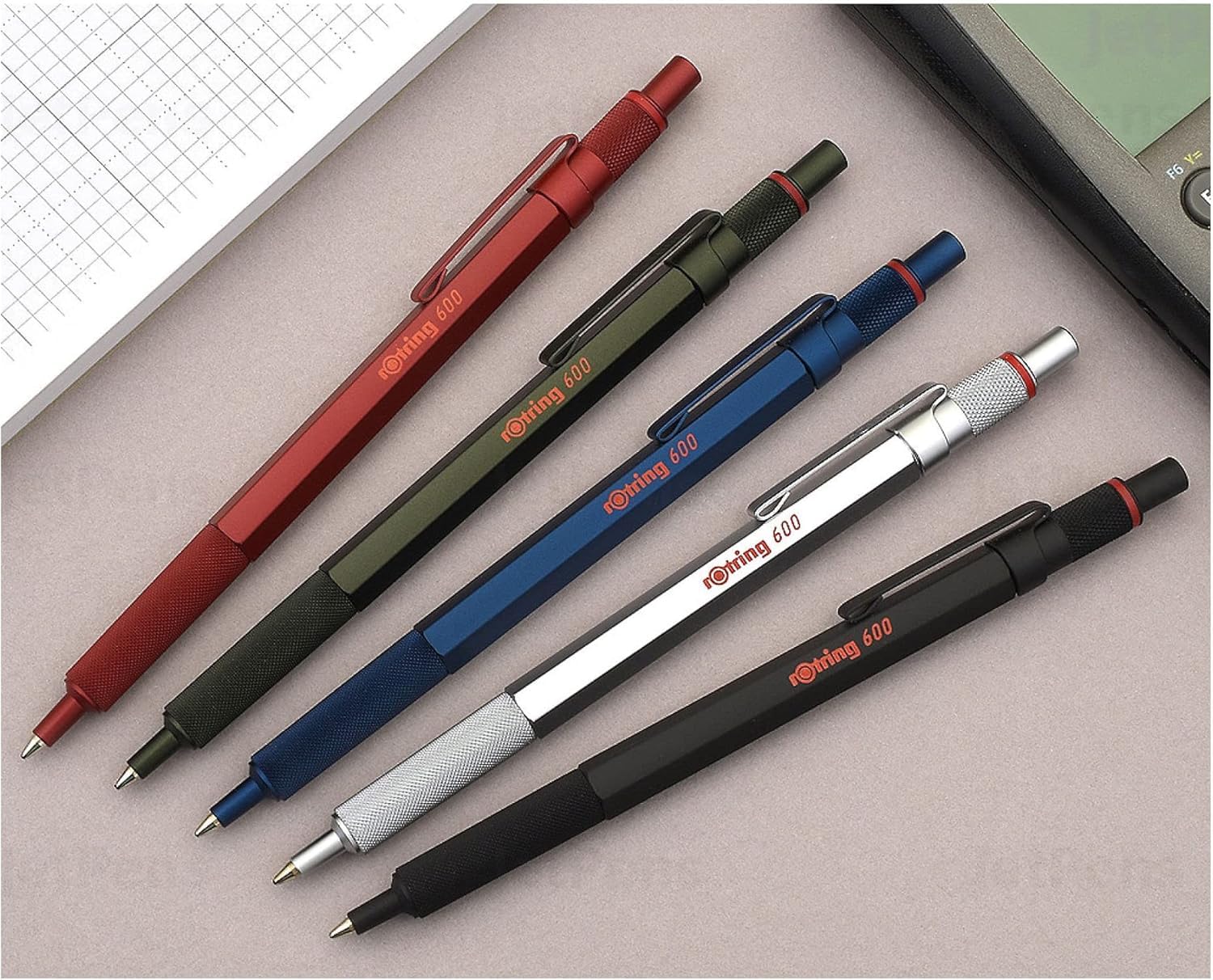 rOtring 600 penne a sfera – corpo in metallo – con incisione personalizzata – ottima penna a sfera con custodia – Personalizzabile – Idea regalo per uomini e donne (nero)