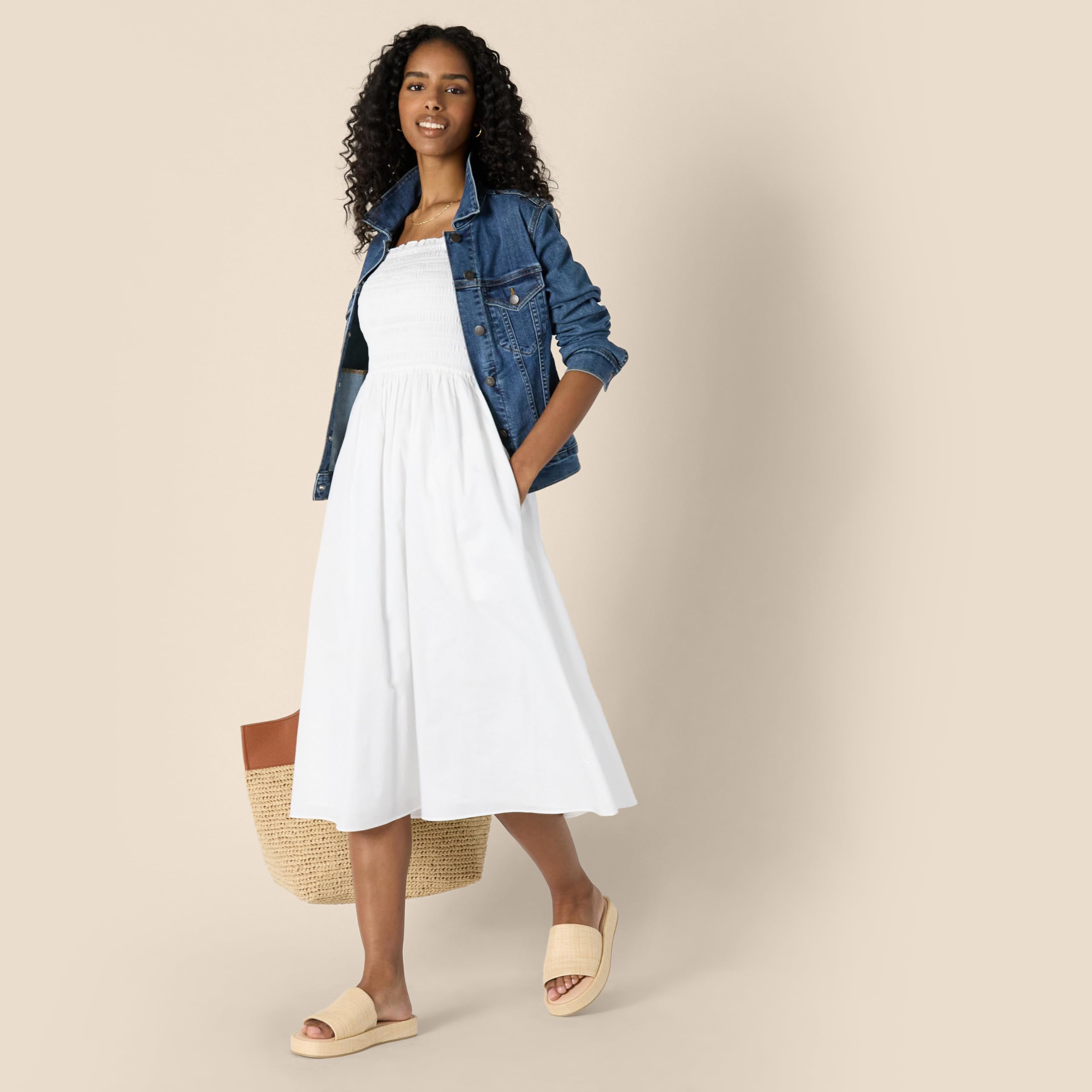 Amazon Essentials Abito con Corpetto Ricamato a Punto Smock in Raso di Cotone, Vestibilità Classica Donna