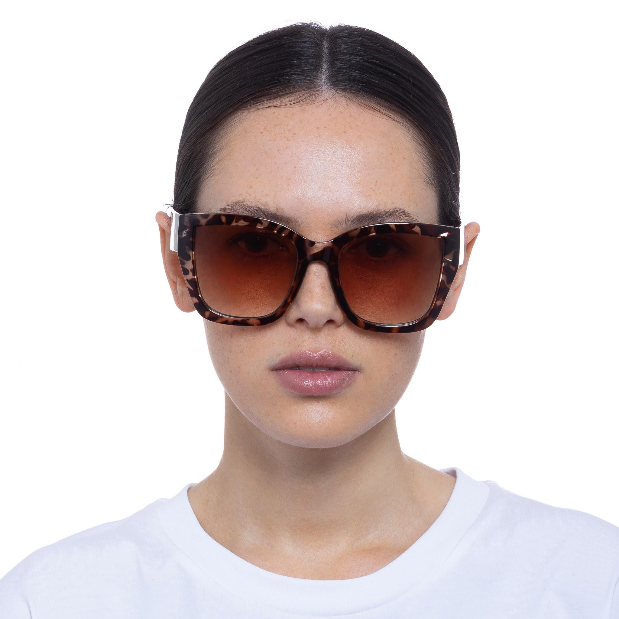 Aire NWT Haedus - Dark Tort Large Sunglasses Haedus Rose Tort Female Cat-Eye Sunglasses | Aire – AIRE US main image 3