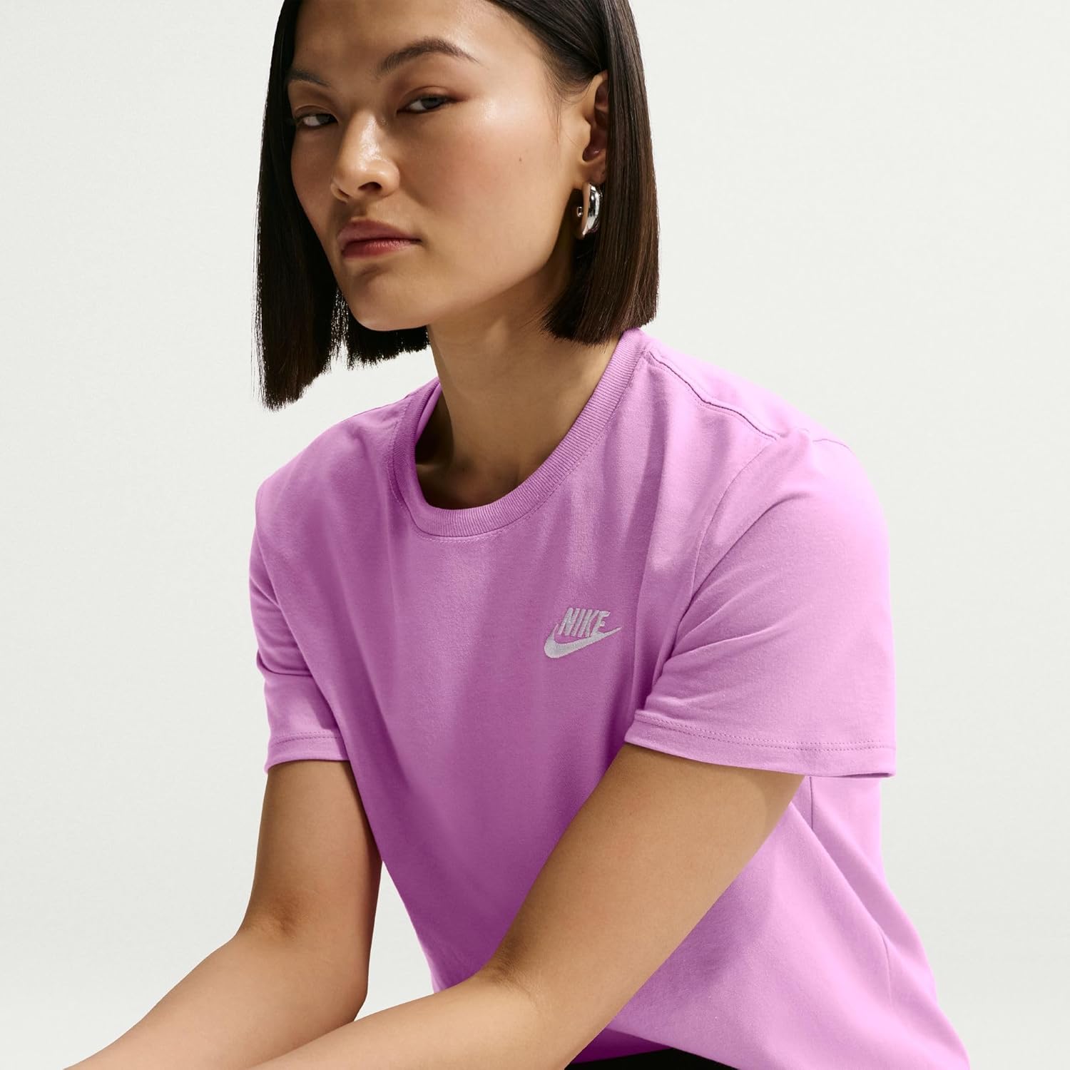 Nike Women's Sportswear Club Essentials T-Shirt