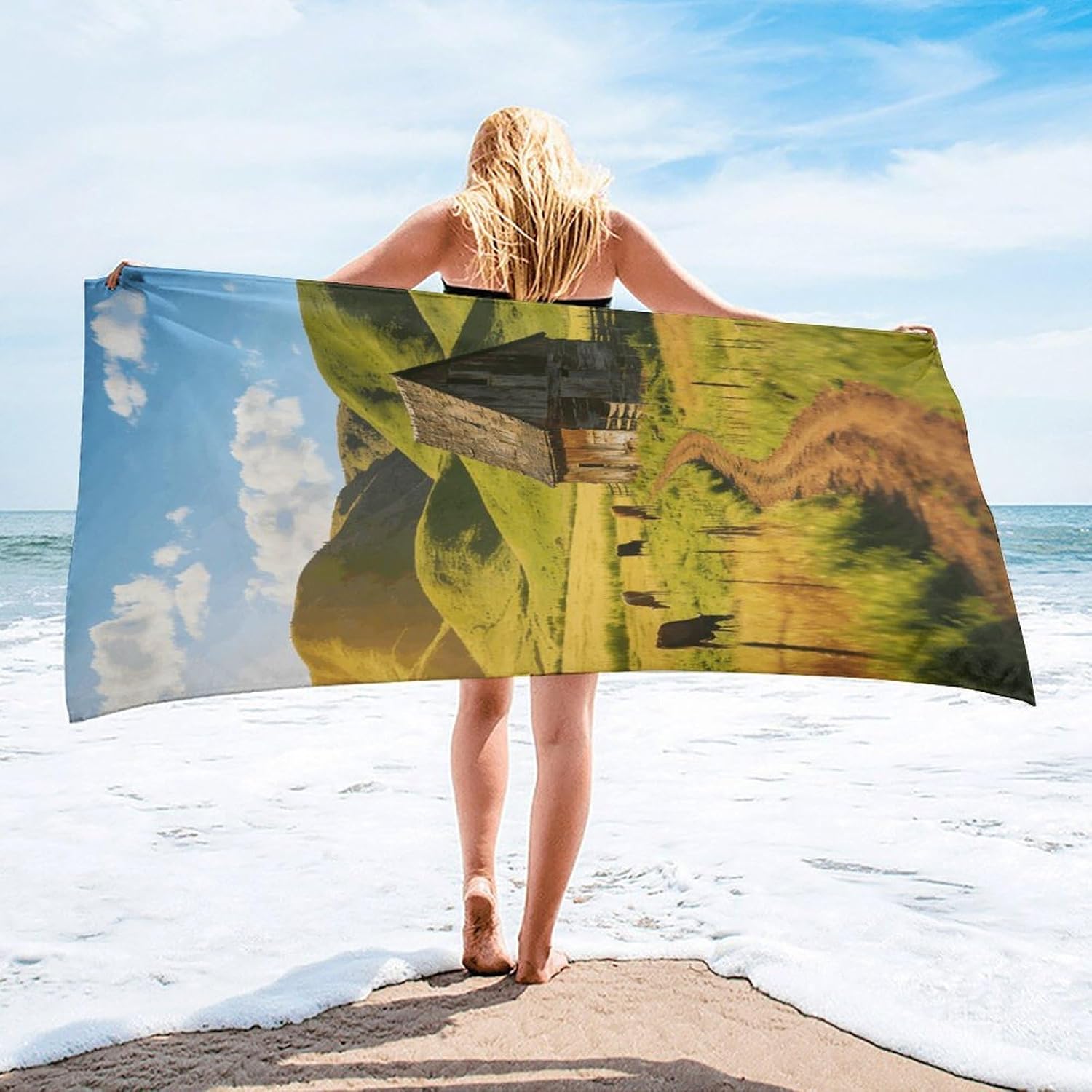 Old Houses and The Pastureland Bath Towel, Highly Absorbent & Quick Drying Beach Towel, Compact & Lightweight Pool Towel for Bathroom, Beach, Pool, Gym, Spa, and Hotel Use