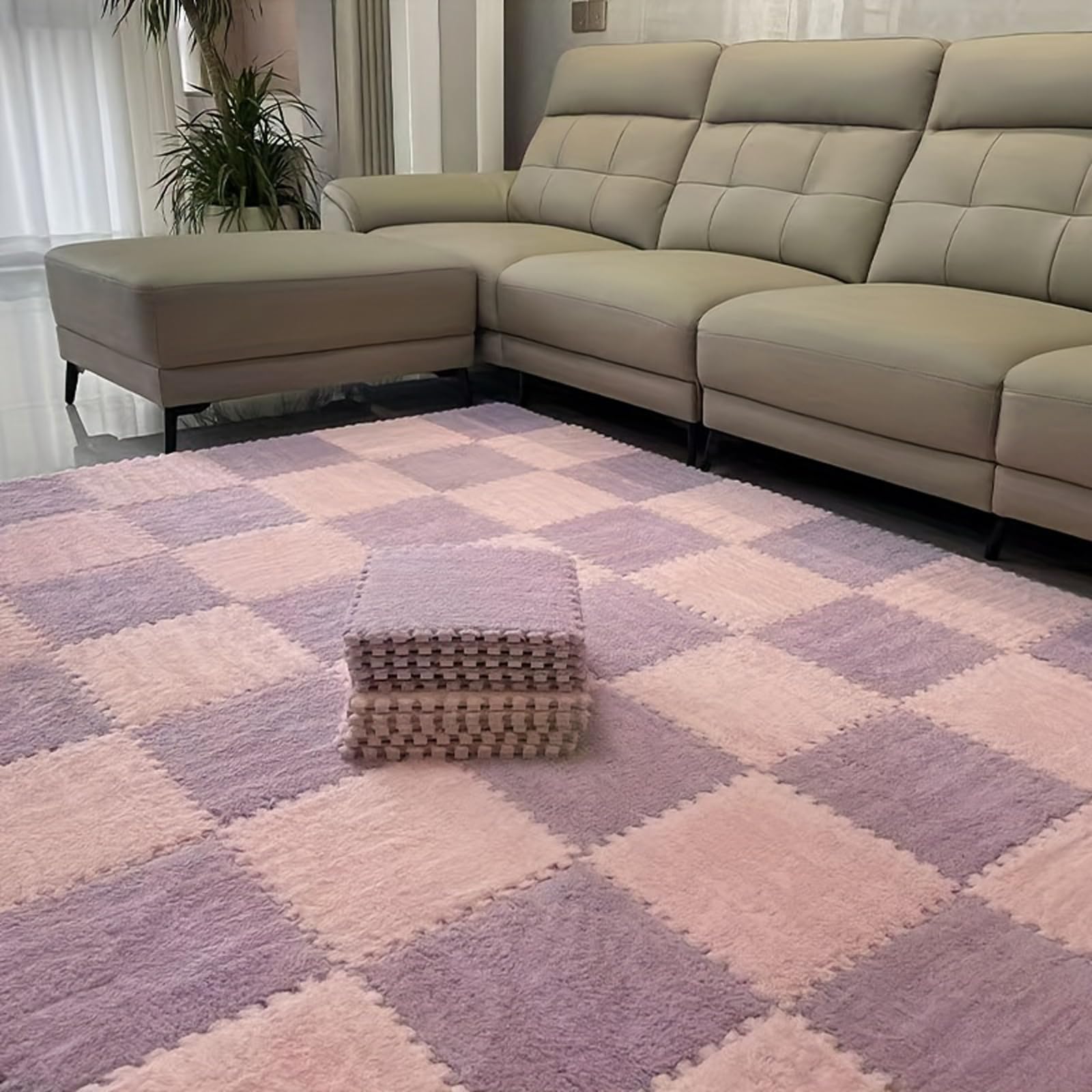 10Pcs Dual Color Splicing Floor Mat 30×30 cm Interlocking Carpet Trimable Floor Protection Pad EVA Tufted Floor Covering Mat for Indoor Barefoot (Light Pink & Gray Purple)