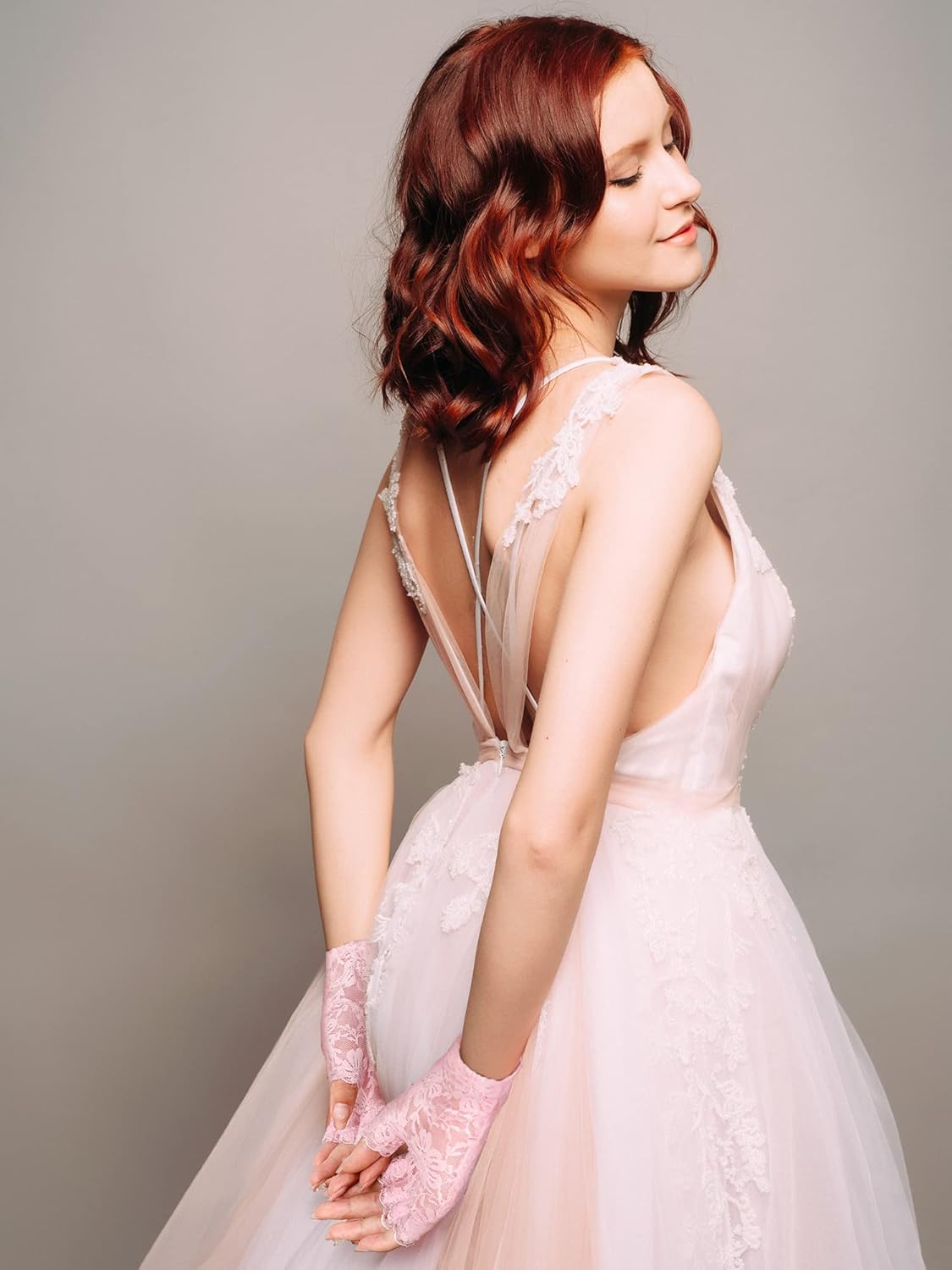 Skylety Lace Gloves for Women 1920s Sunblock Fingerless Bridal Short Floral Sunblock Gloves for Opera Tea Party - Image 2