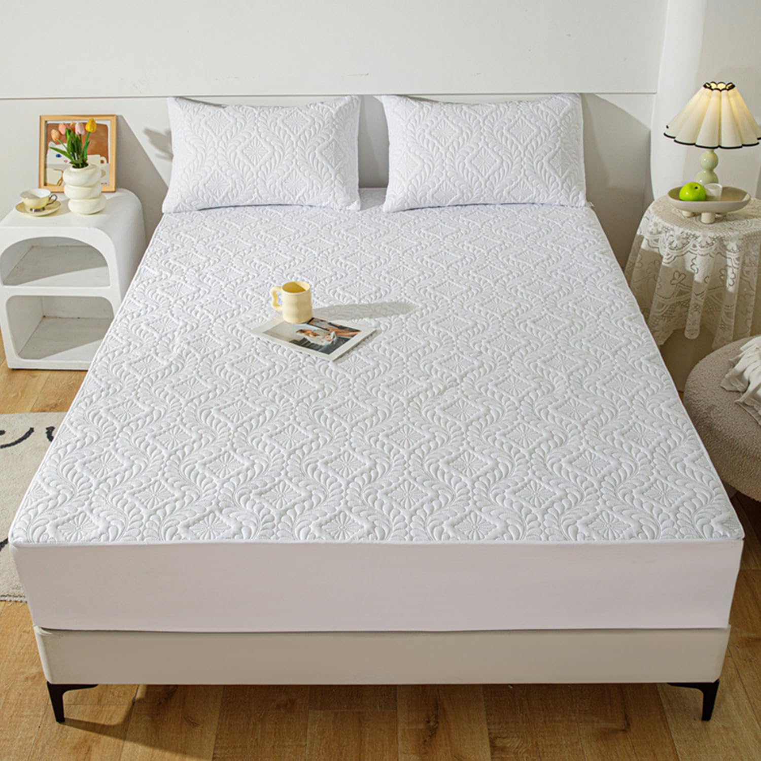 LDLCYCN ,white,180 * 200cm, 100% Waterproof Mattress Protector Queen Size Fitted Sheet Mattress Cover