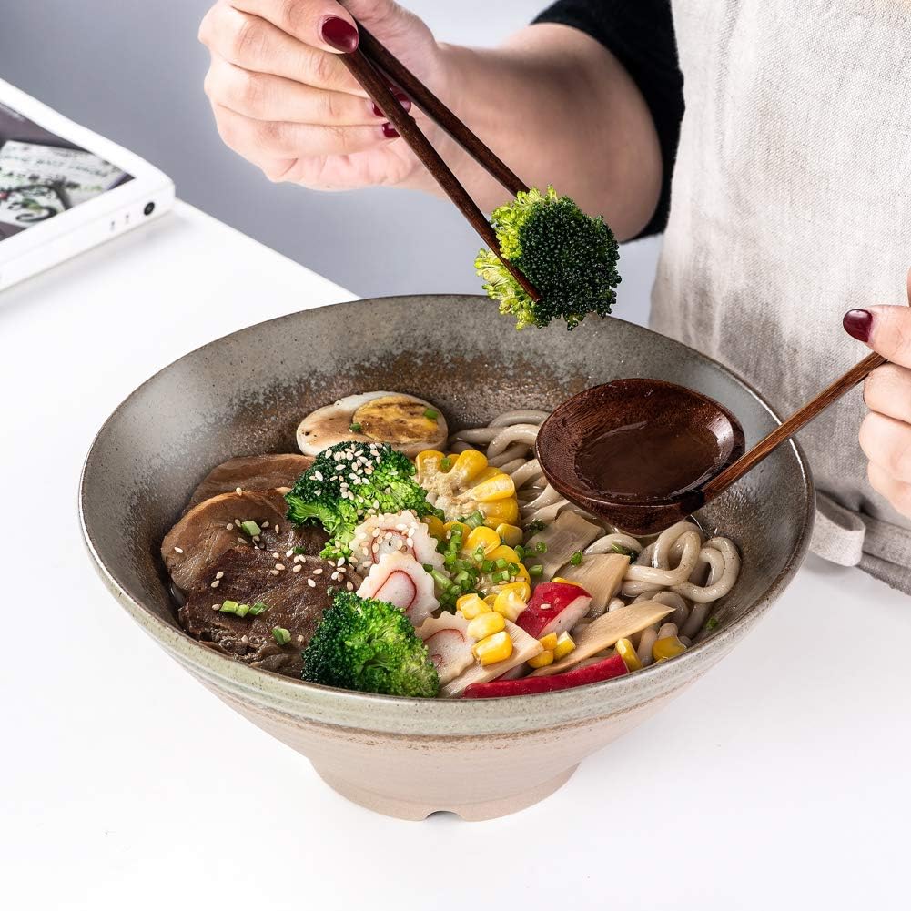 NJCHARMS Ramenschalen aus Keramik, Nudeln, Suppenschüsseln, 2 Sets (6 Stück) 1,701.0 g, große japanische Keramik-Ramenschüssel mit Löffeln und Essstäbchen für Salat, Udon Pho asiatische Nudeln,