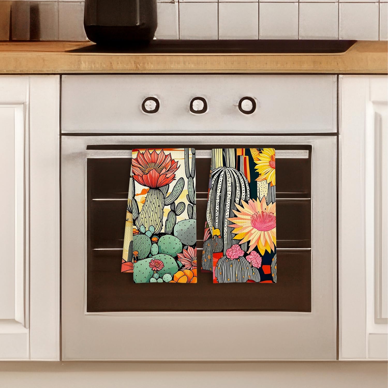 Vibrant Western Floral Cactus Kitchen Towels, Boho Desert Landscape Dish Tea Towels, Southwestern Saguaro Plants Decorative Hand Towel for Kitchen Bathroom, 16x24 Inch Set of 2