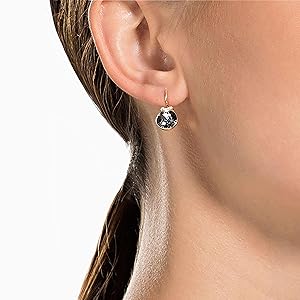 未使用品✴︎【SWAROVSKI】スワロフスキー グレードロップピアス Amazon.co.jp: 【スワロフスキー】Bella V ドロップピアス
