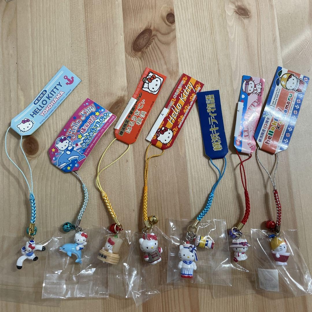 ご当地キティ　横浜キティ物語　ストラップ　チャーム　新品　激レア ご当地キティ 横浜キティ物語 ストラップ チャーム 新品 激レア 2025年