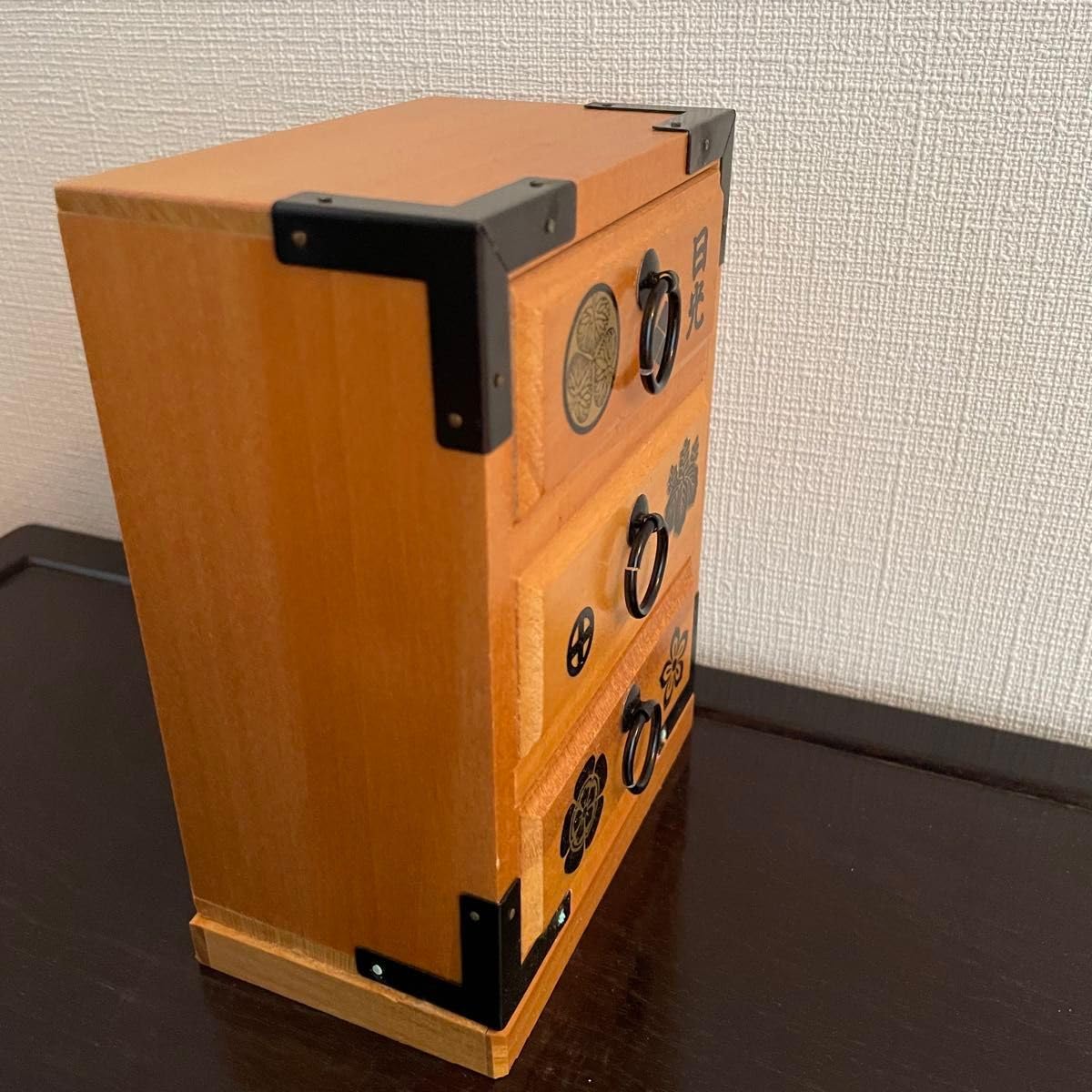 Amazon.co.jp: 木製 小物入れ レトロ 3段引き出し 木製小型箪笥 和風