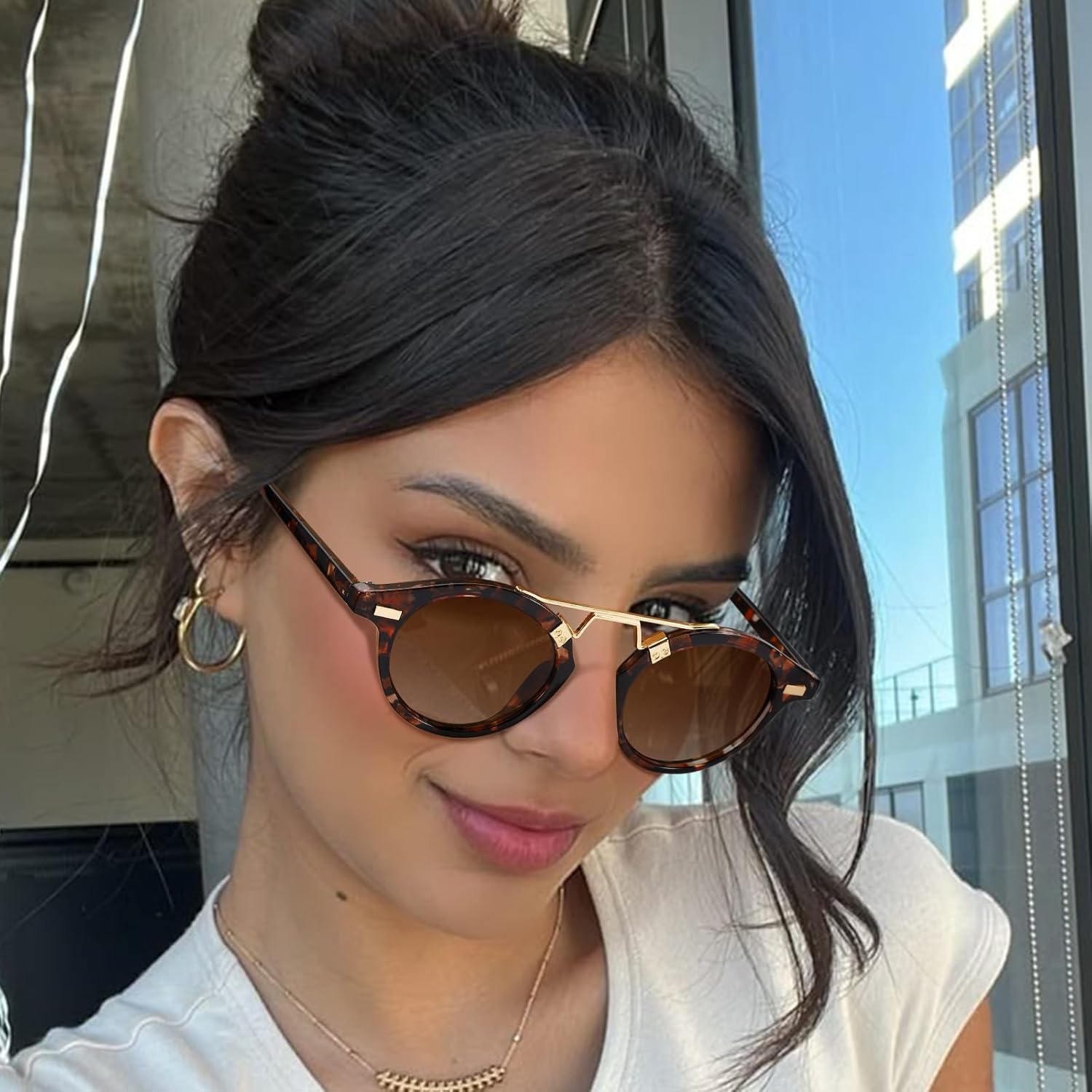 SODQW Small Face Sunglasses for Women UV Protection, Round Retro Tangle Free Double Bridge Trendy Ladies Shades - Image 2