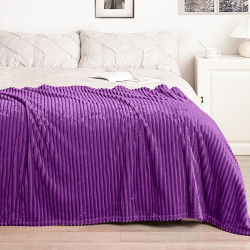 Vista 351 de Vessia Manta de franela de forro polar, 300GSM, acogedora manta a rayas verde salvia para sofá, cama y sofá, cálida y suave, acogedora manta