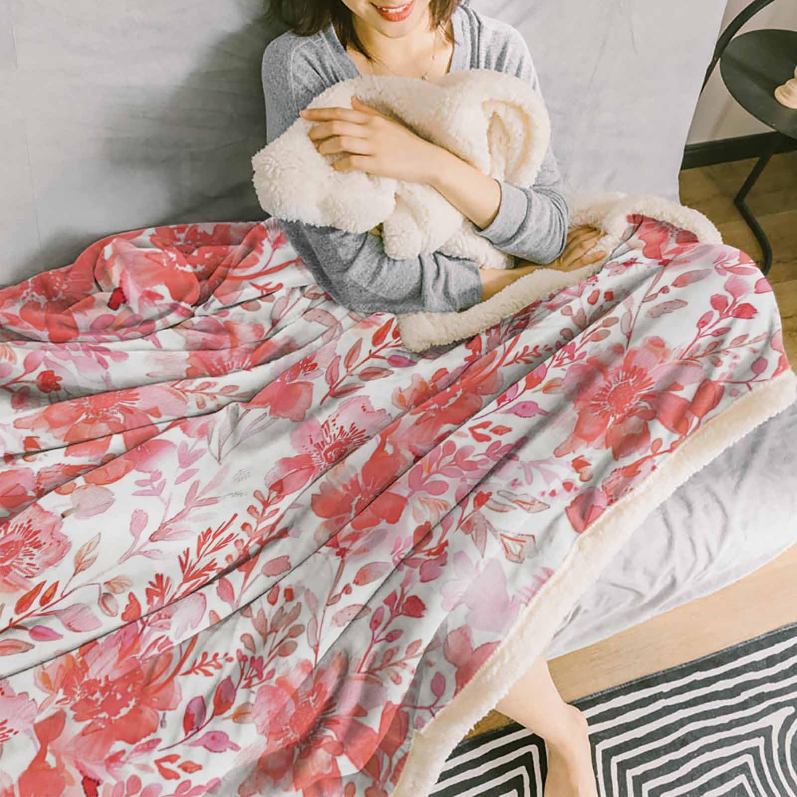 Amazon.com: Red Floral Blankets for Bed Couch Sofa, Botanical