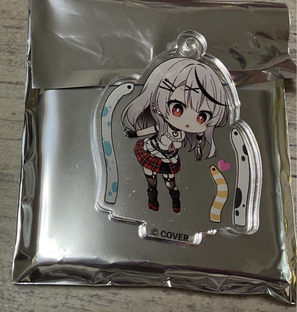 Amazon.co.jp: ホロライブ 沙花叉クロヱ 水族館限定 アクリルスタンド