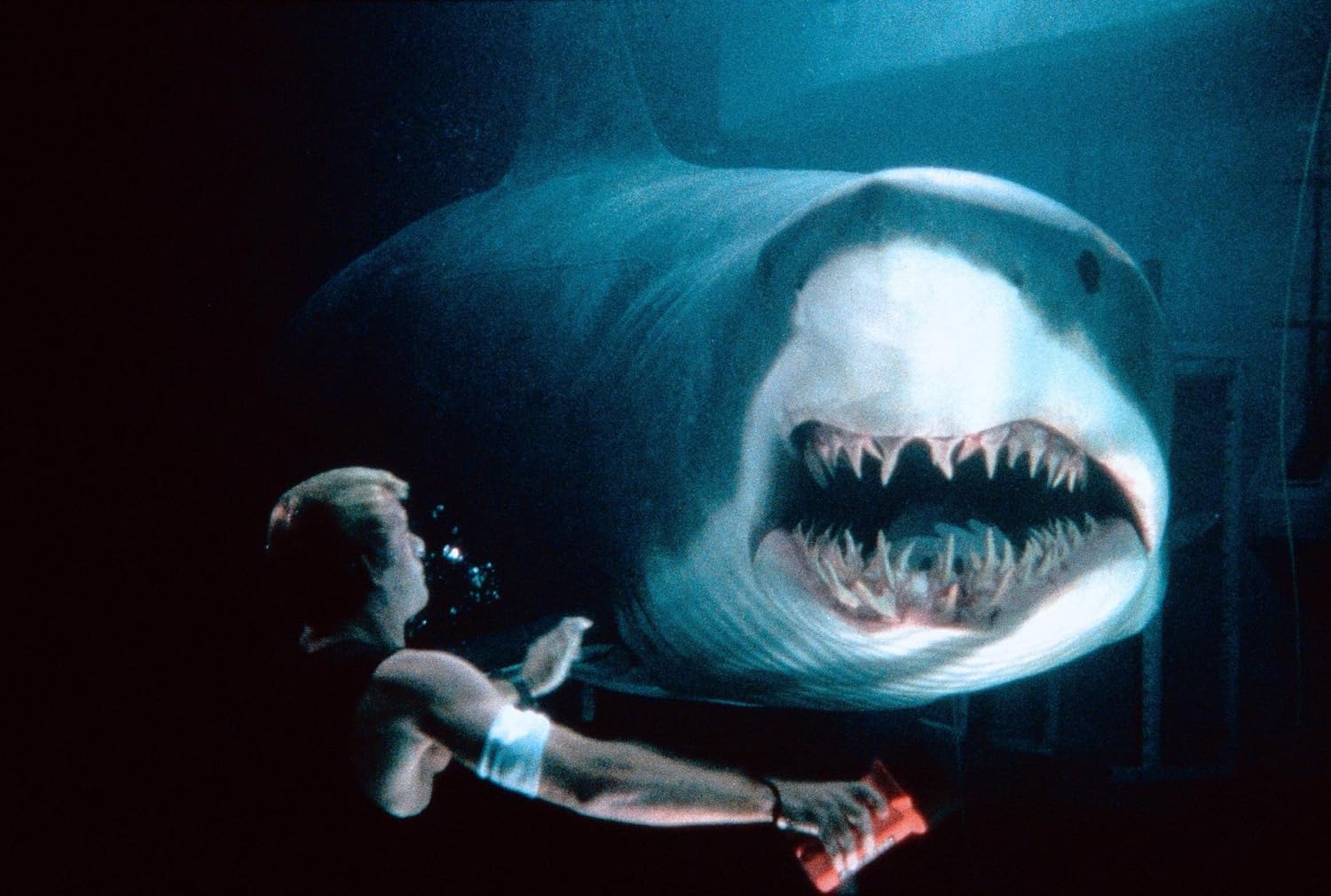 Deep Blue Sea - Steelbook (4K Ultra HD+Blu-ray)