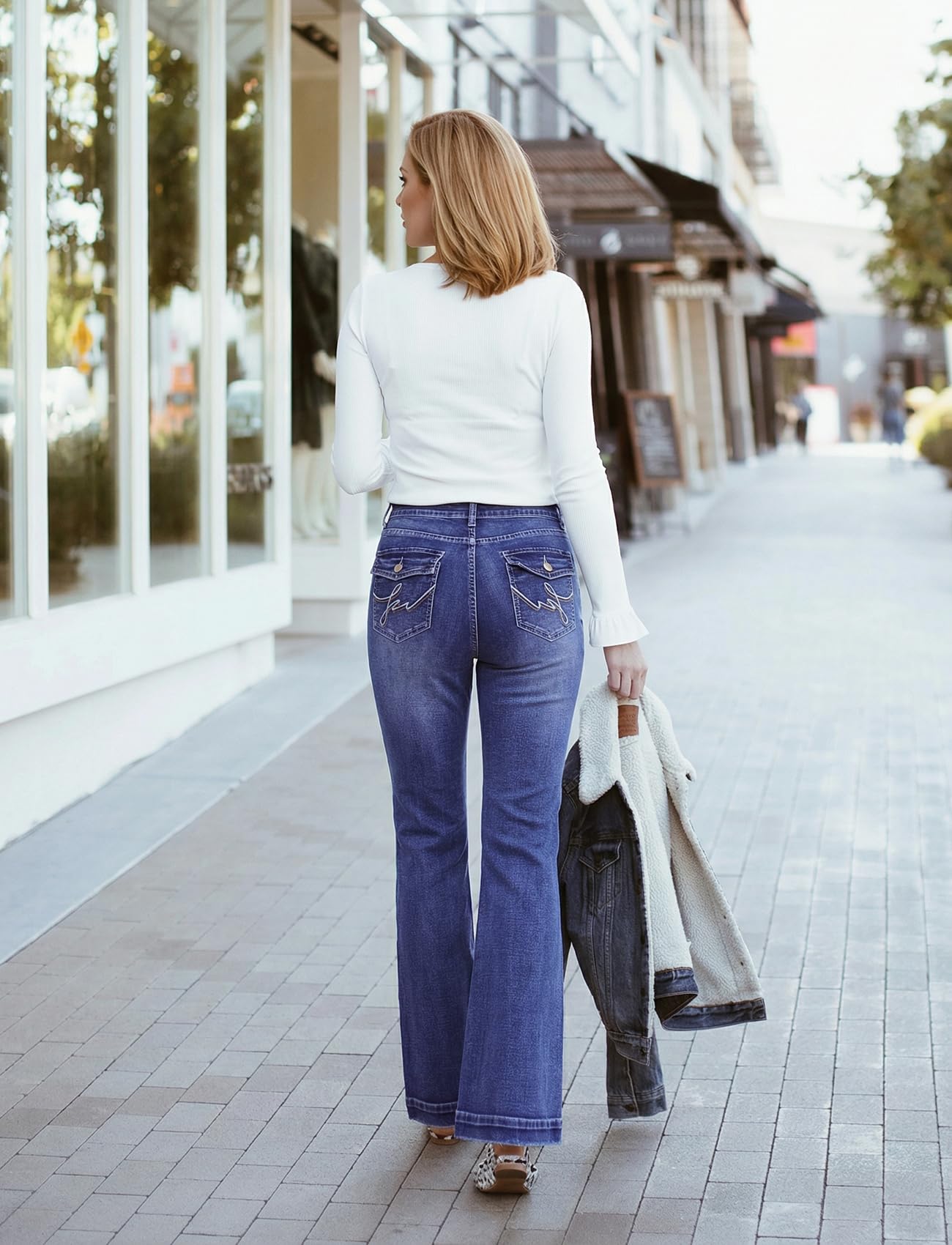 STARBILD Schlagjeans Damen High Waist – Flared Leg Bootcut Jeans mit Push-Up Effekt & Pattentaschen, Bequeme Stretch-Jeanshose für Freizeit & Ausgehen