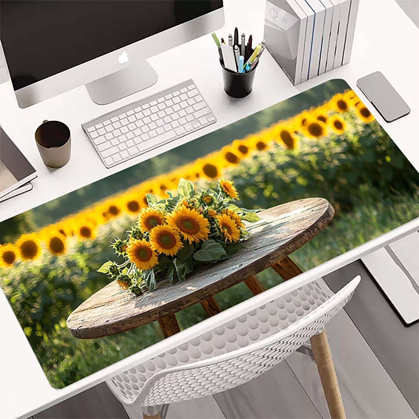 Lpfieonn Sonnenblume Schreibtischunterlage XXL, Gelb Schreibtischunterlagen Großes, Gaming Mousepad XXL mit ernähter Rand und Rutschfeste Gummibasis, Desk Mat für PC/Laptop/Mausa 120x60cm PF-3772