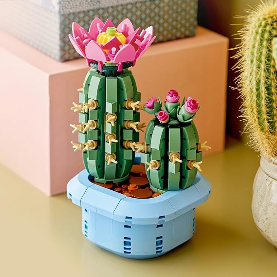 LEGO Botanicals Çiçekli Kaktüs 11509 - Tam Çiçek Açmış Büyük Kaktüs ve Tomurcuklara Sahip Küçük Kaktüs İçeren Sevgililer Günü'ne Özel Çiçek Yapım Seti (482 Parça)
